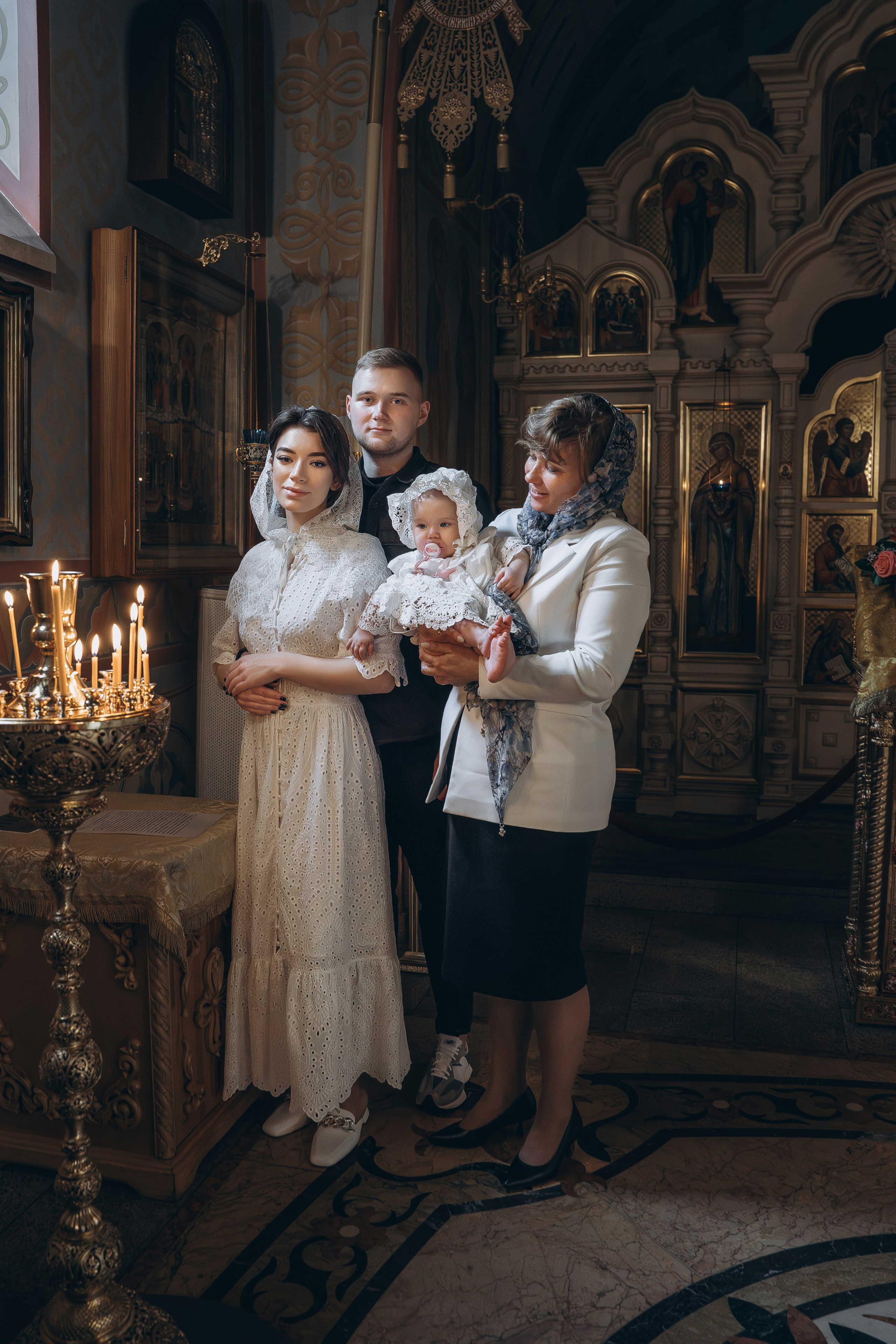 Таинство в Храме Петра и Февронии. Фотограф Ольга Рубцова в Москве и Московской области