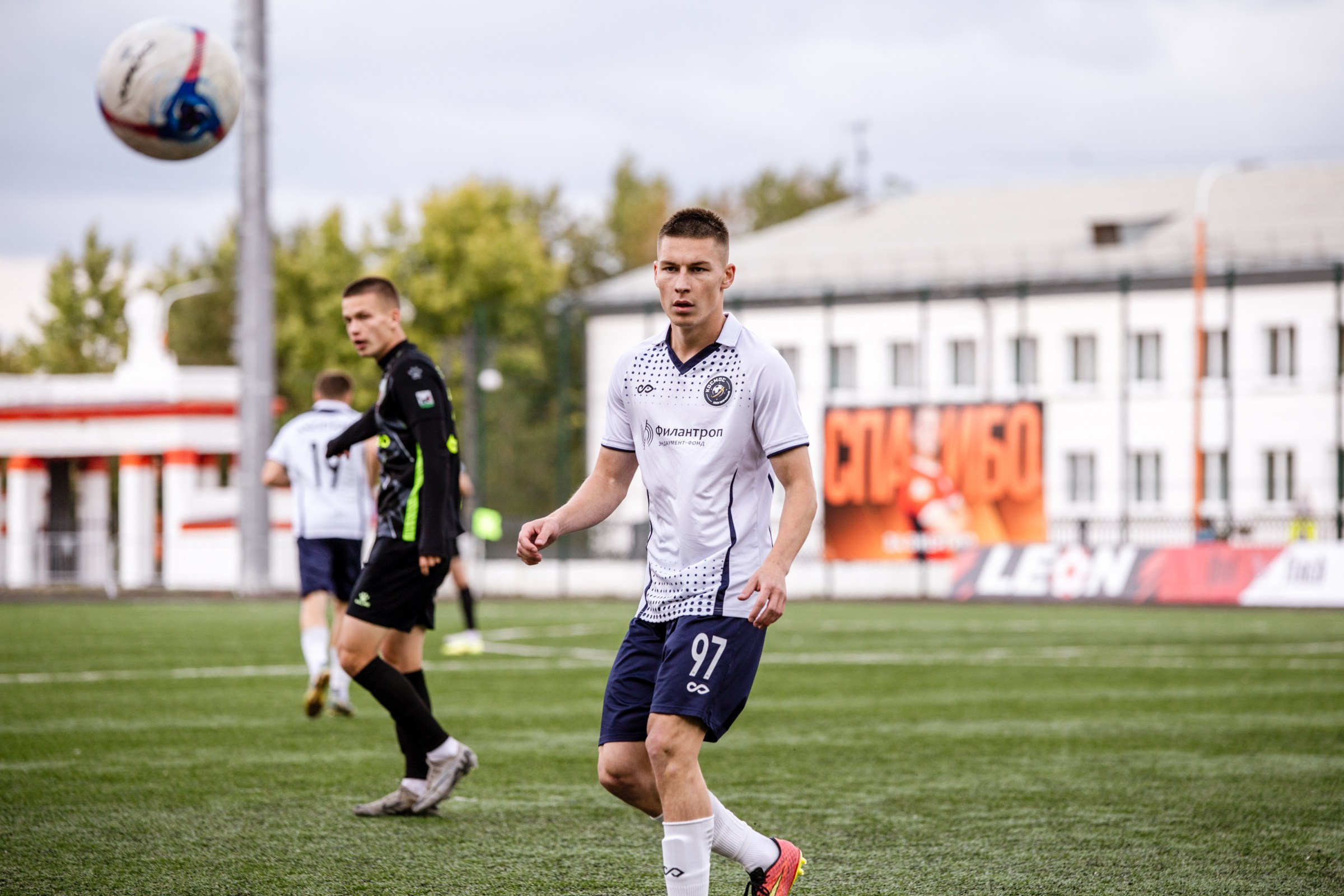 Первенство России по футболу LEON-Вторая лига Б | ФК Иркутск — Космос (Долгопрудный) | 14.09.25. Фотограф в Иркутске Евгения Айвазова