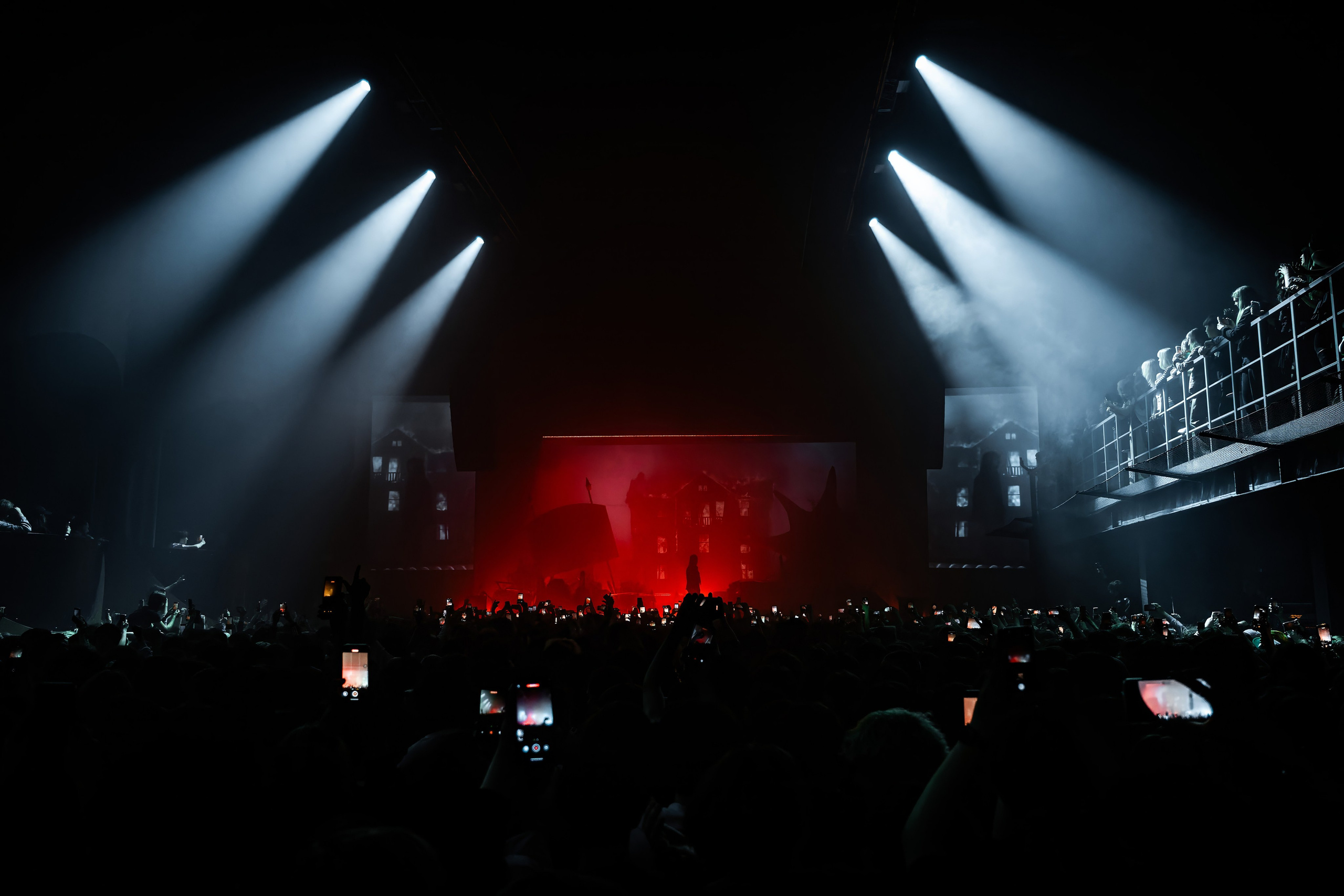 Тёмный принц в клубе TAU 22.03.2026. Репортажный фотограф и видеограф в Москве