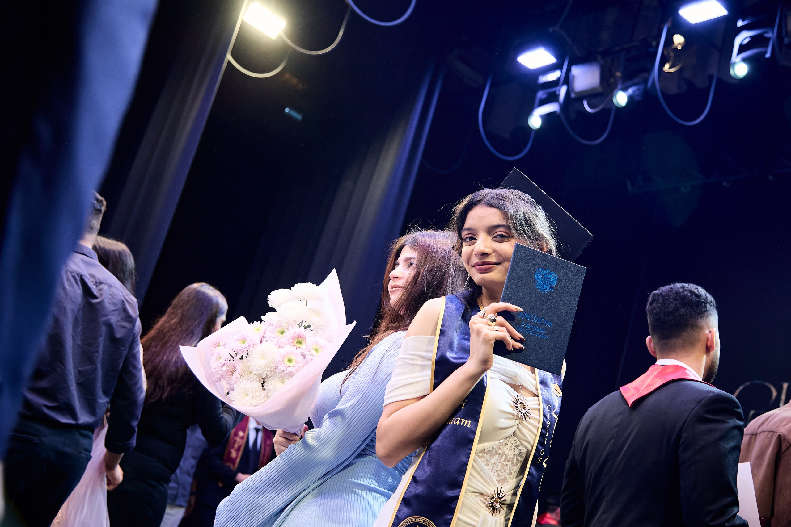 Выпускной КГМУ / Graduation 2026. Репортажный и портретный фотограф Казань / Горячих Полина