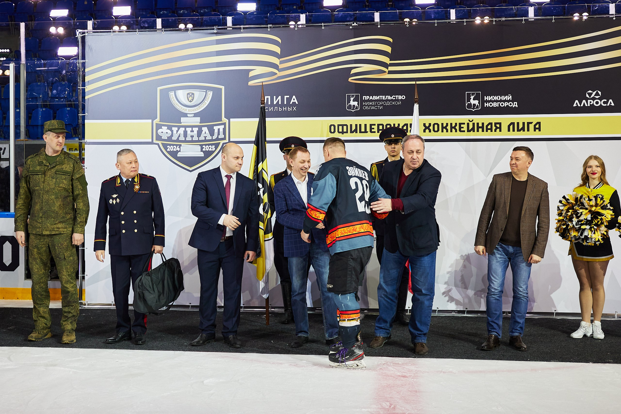 Репортаж. Офицерская хоккейная лига 2025 год. Спортивный фотограф Некрасов Денис