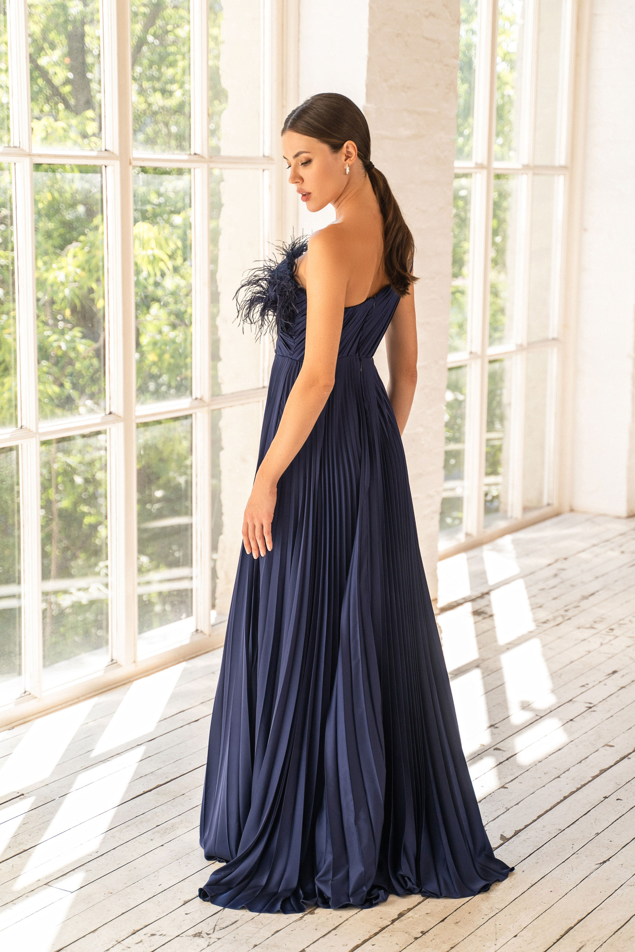 Съемка вечерних платьев DIAFANO с Ксенией. Свадебный и портретный фотограф Клипа Максим