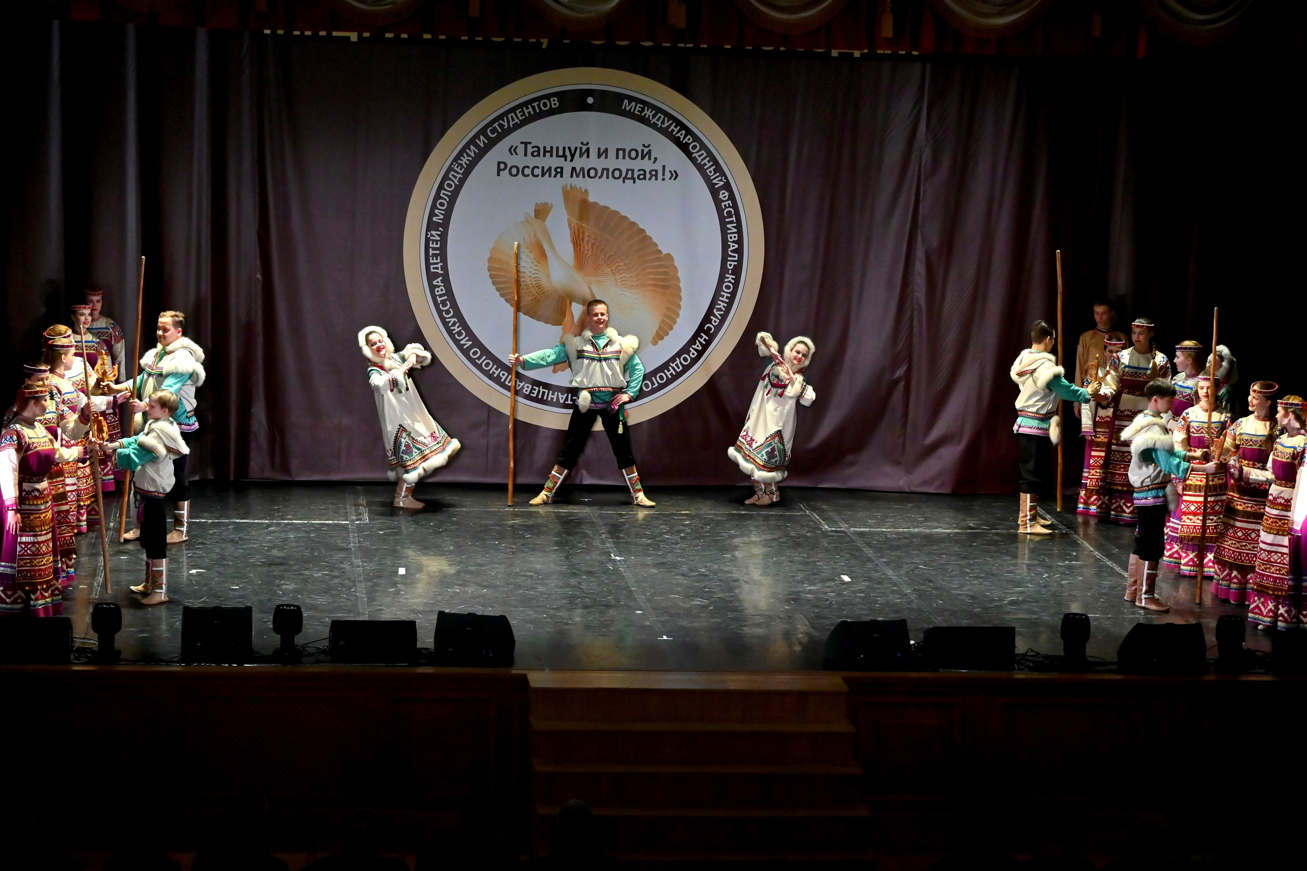 Гала-концерт. Танцуй и пой, Россия Молодая! 22.04.2024. Профессиональный фотограф в Москве Алёна Котова