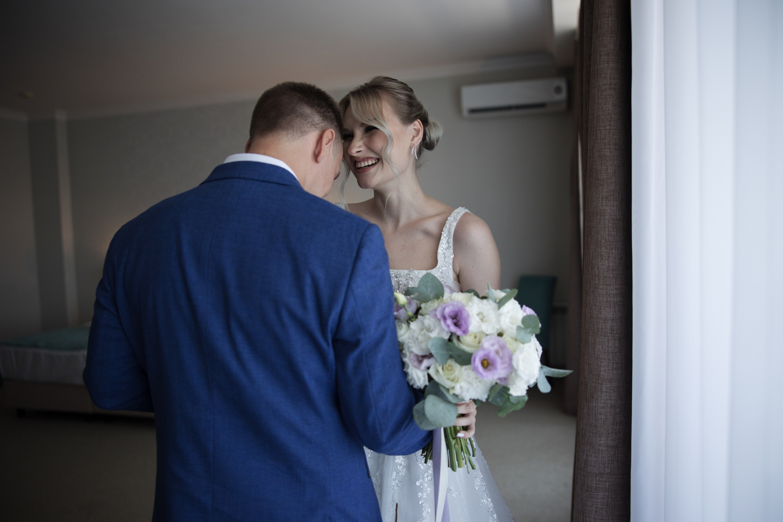 Е+В (Утро, ЗАГС, Luciano, Банкет). Профессиональная фотосъемка в Крыму. Натуральные эмоции и живые кадры. Забронируйте дату прямо сейчас!