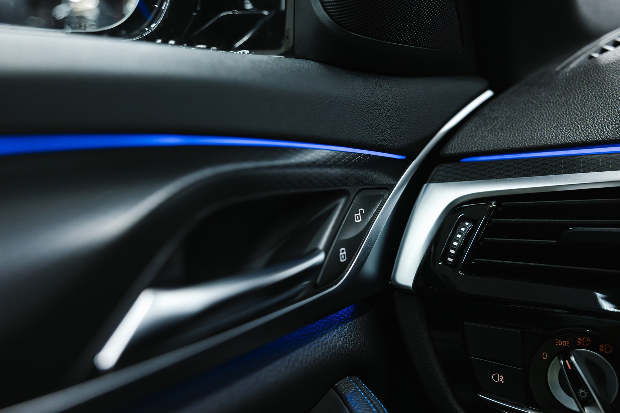 BMW 5 серия 2.0 AT, 2021, 136 265 км BMW 5 серия 2.0 AT, 2021, 136 265 км 3 800 000 ₽ X-TRADE. Автосалон «Х-Авто»