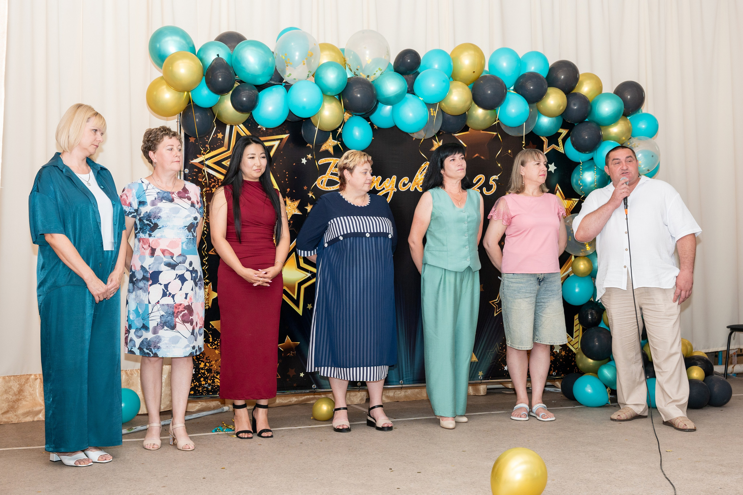 Прощай, школа, здравствуй, мир! Последний звонок и выпускной 9 А» класса. Фотограф |Ленинск, Волжский, Волгоград| Наталья Савилова