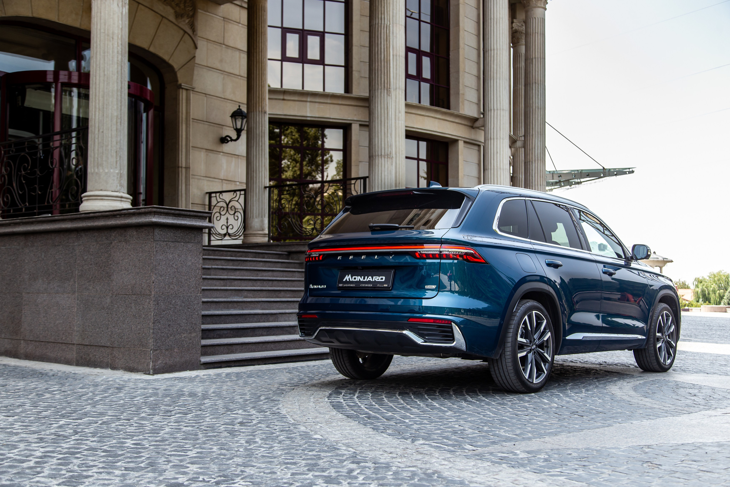 GEELY MONJARO. Рекламный и портретный фотограф в Алматы — Серекпаев Танирхан