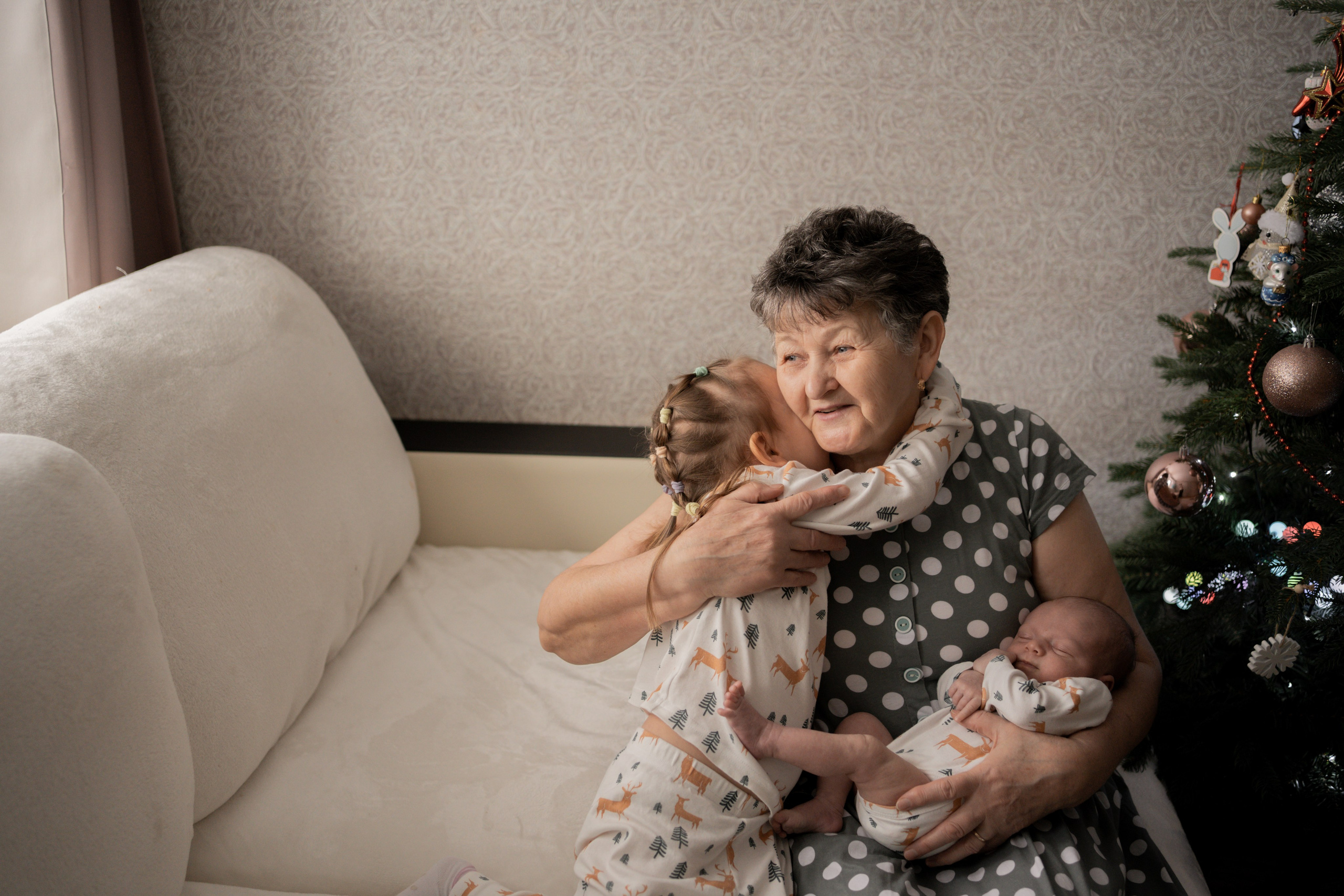 Оля, Коля, Аня, Рита. Фотограф грудного вскармливания в Москве Екатерина