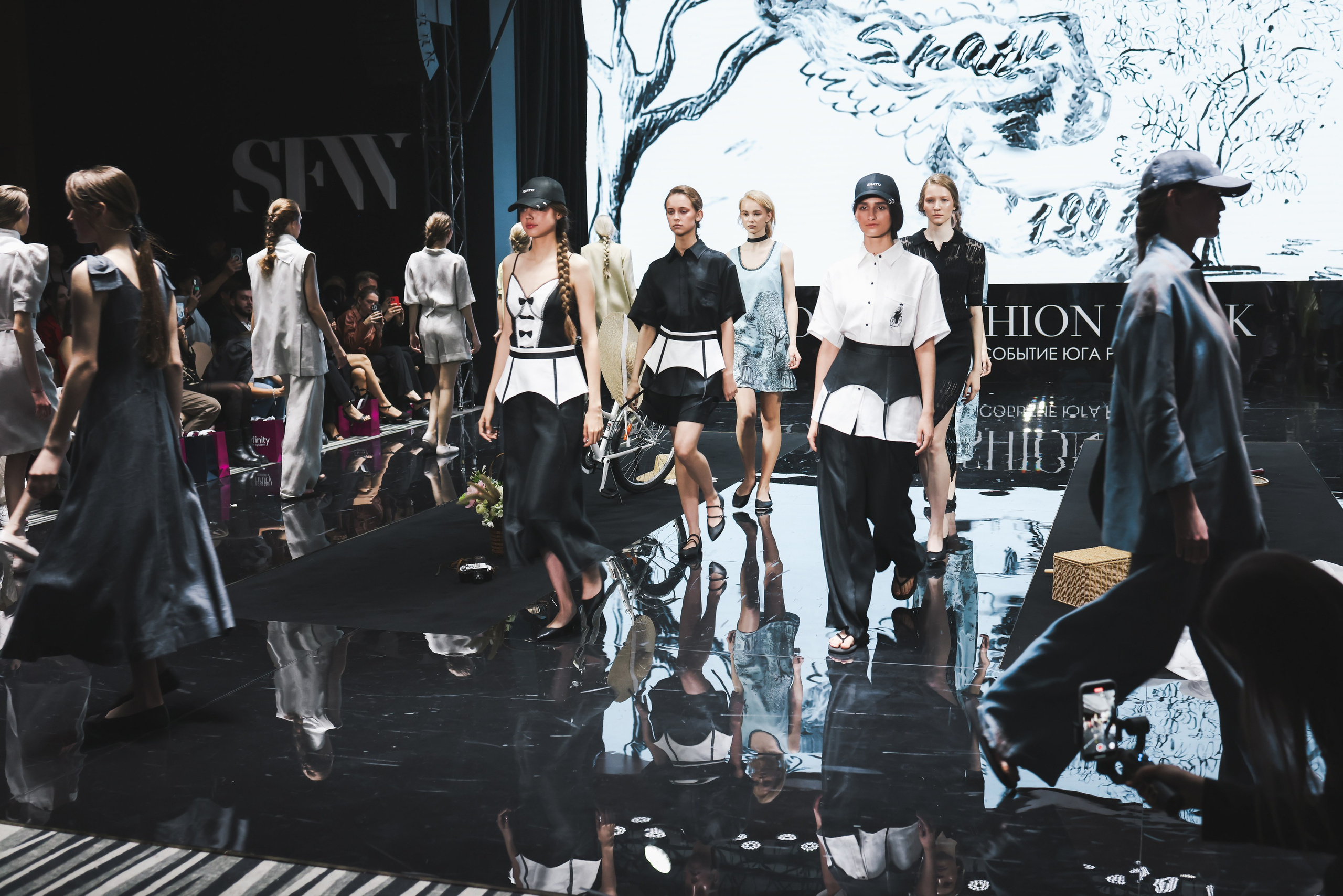 Catwalk. ProVizArt