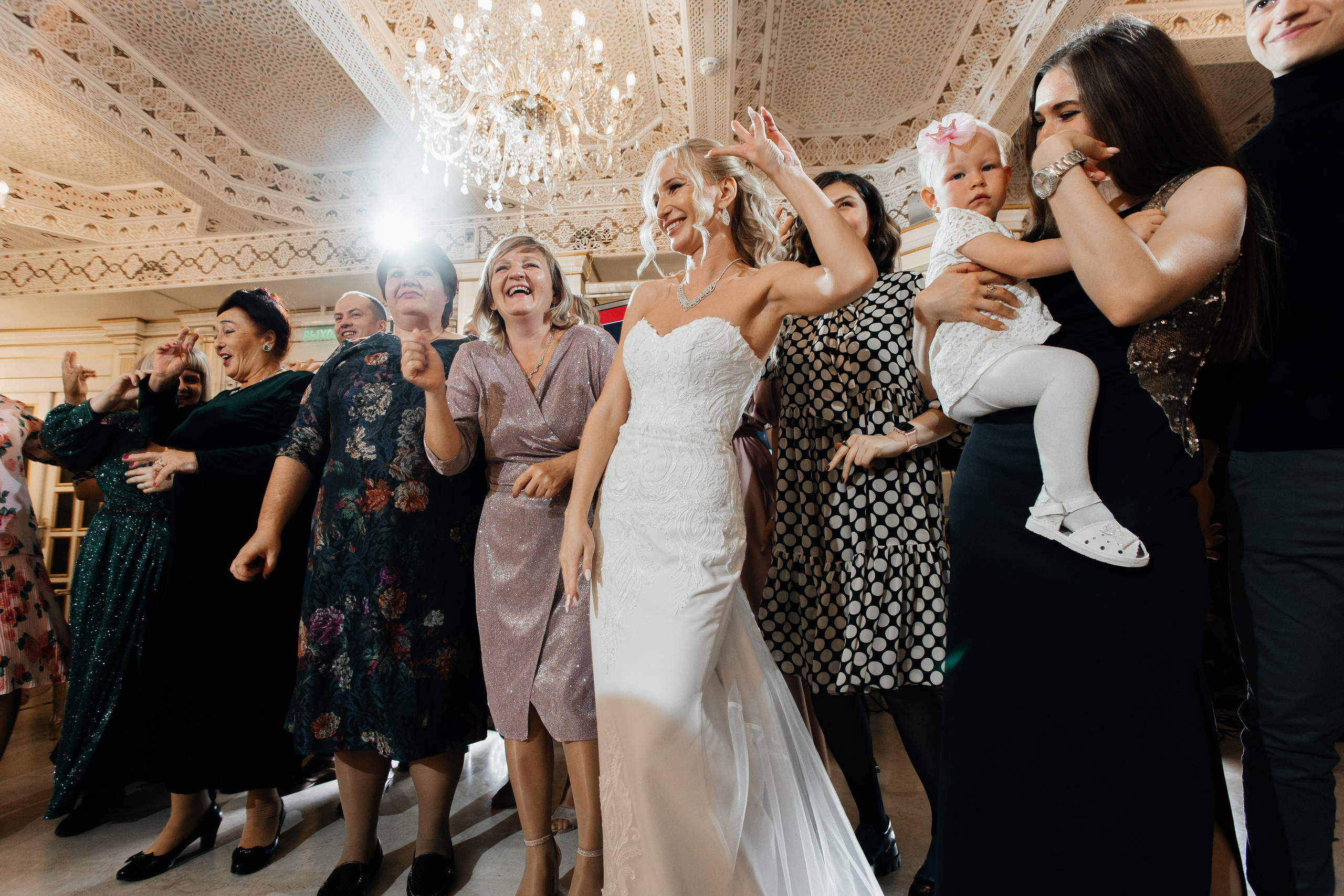 Танцуй!. Свадебный фотограф в Ярославле Андрей Перегудов