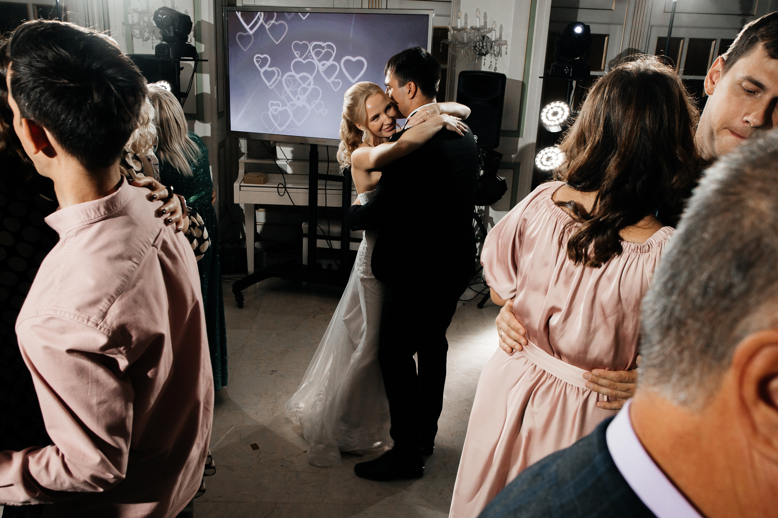 Танцуй!. Свадебный фотограф в Ярославле Андрей Перегудов