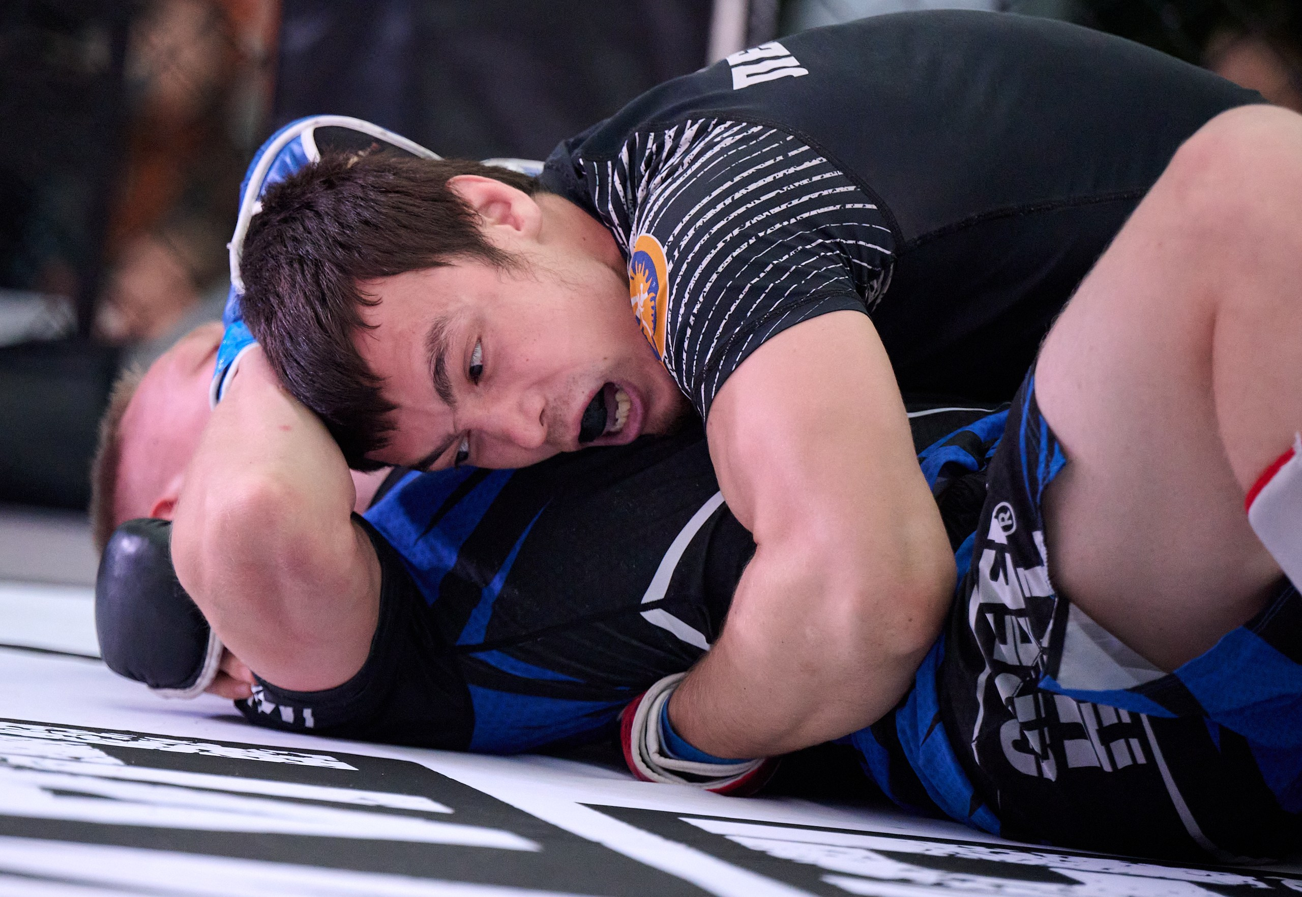 ММА. Битва на Иже-4. Спортивный репортажный фотограф в Ижевске Сергей Мерзляков