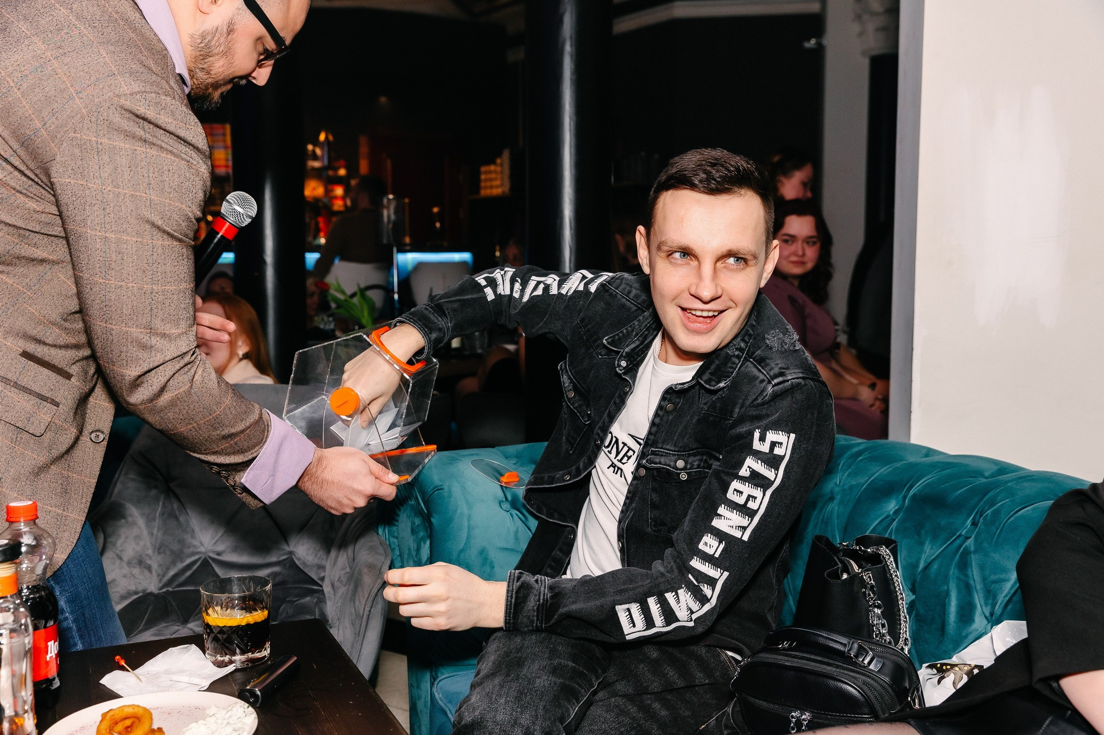 8 марта в лаунж-баре Major 2024. Свадебный, семейный и детский фотограф в Калининграде Елена Кравцова