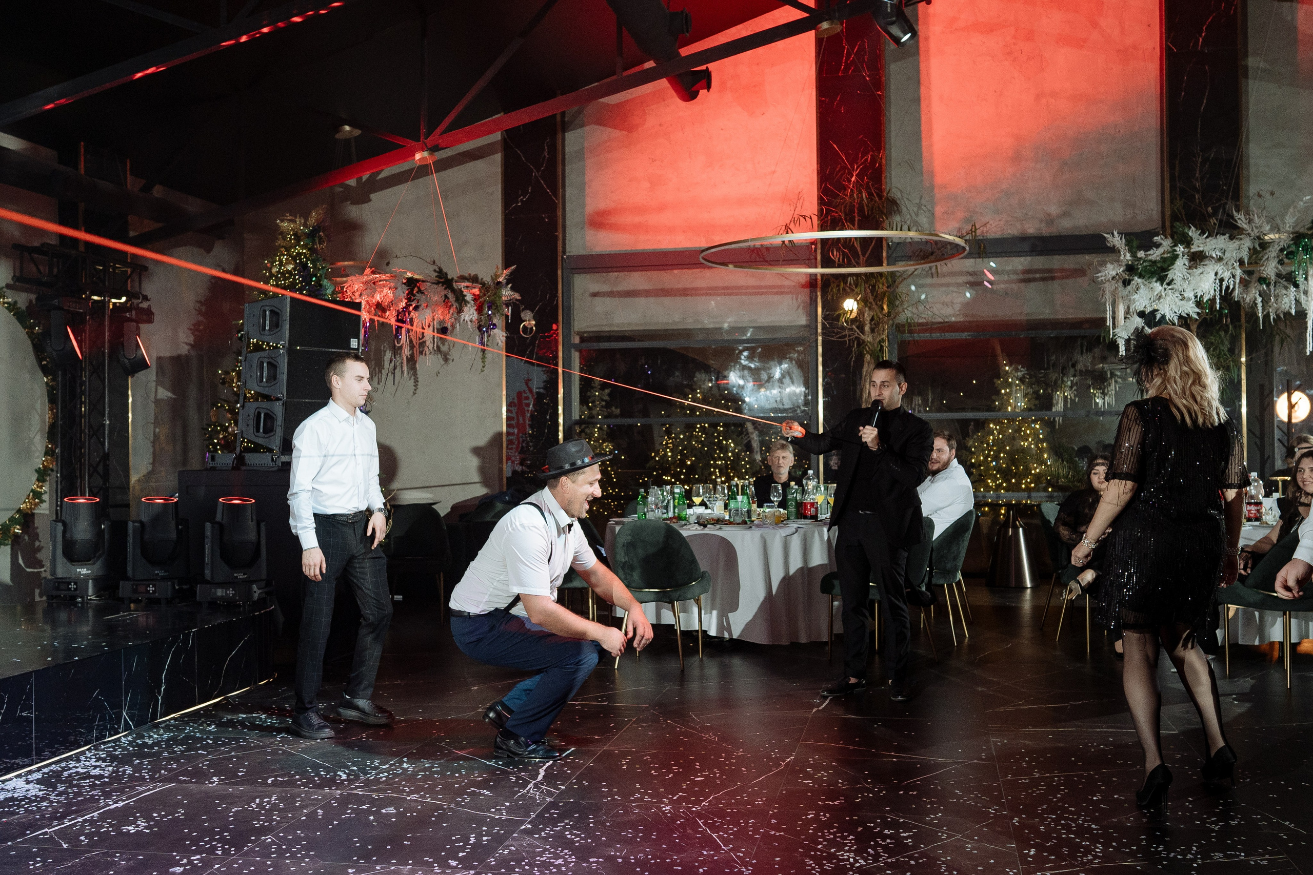 Альбион Тур