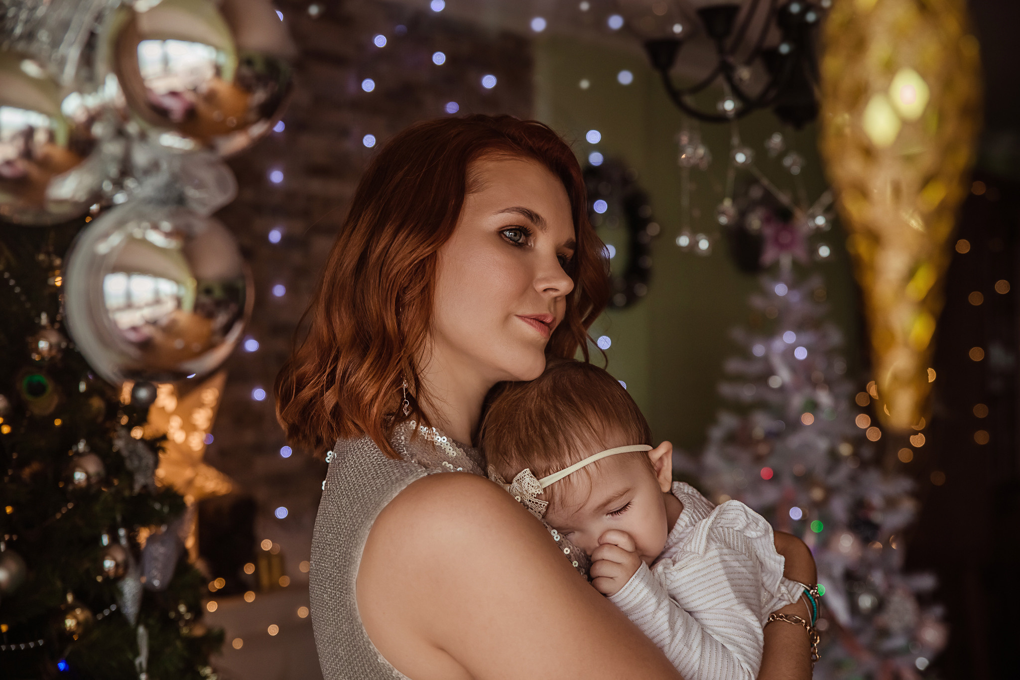 New Year’s photo session of Galina and Elina. 2021. Professional family and children’s photographer in Izmir Irina Eron