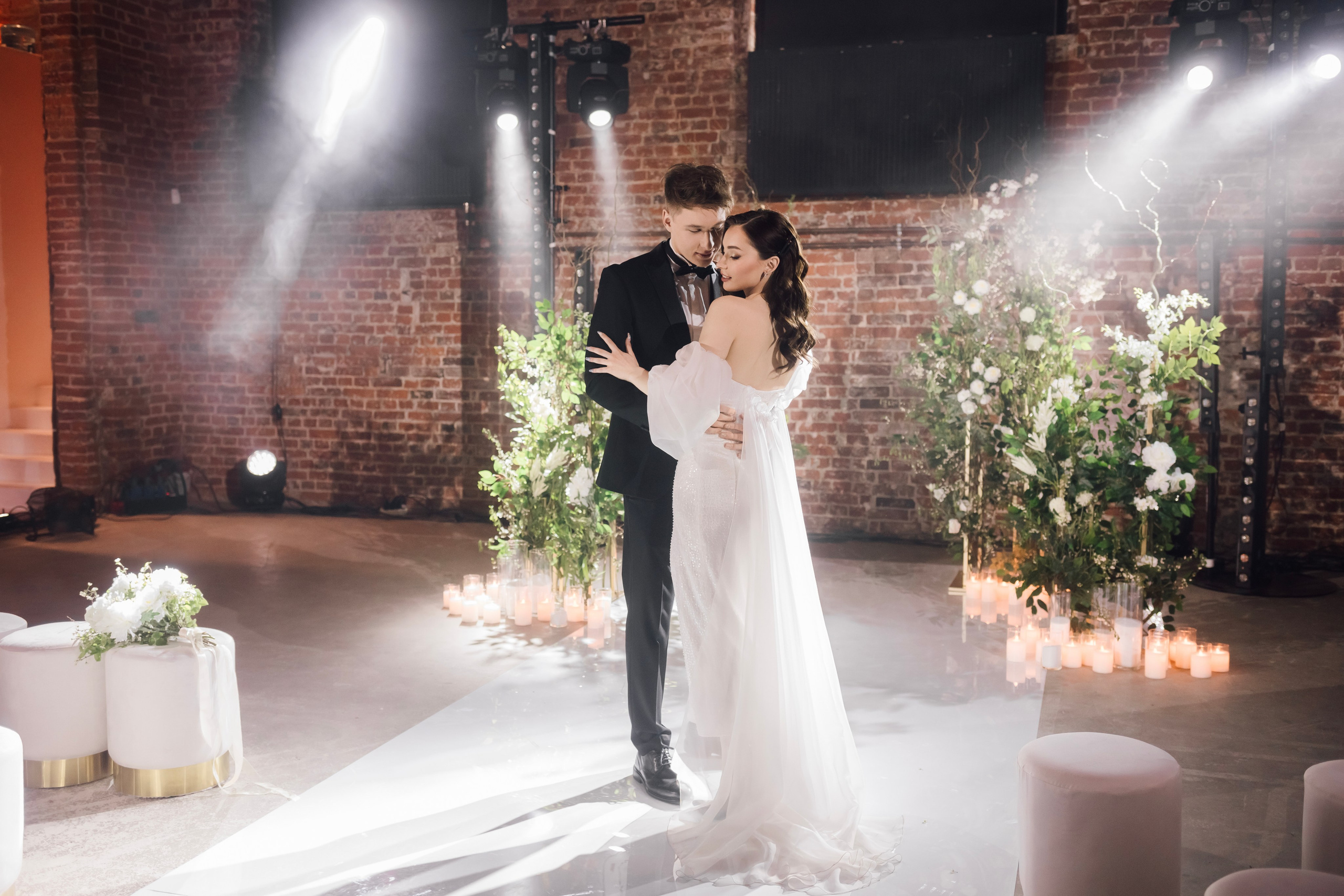 Мария и Алексей. Лофт. Свадебный и семейный фотограф в Москве Евгения Лисина