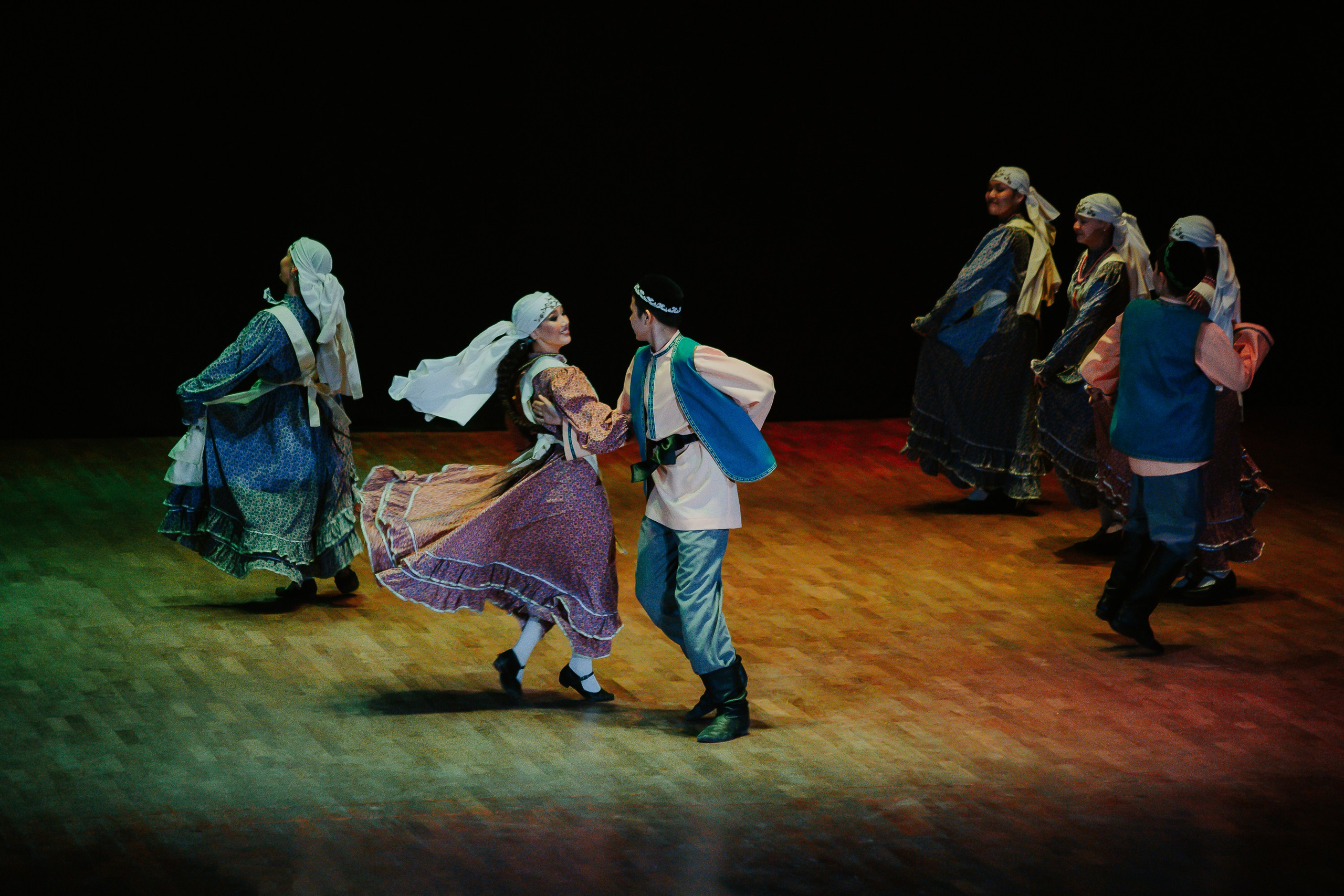 «Уральский сувенир». Концерт танцевальной студии. Фотограф в Челябинске Ополихина Анна