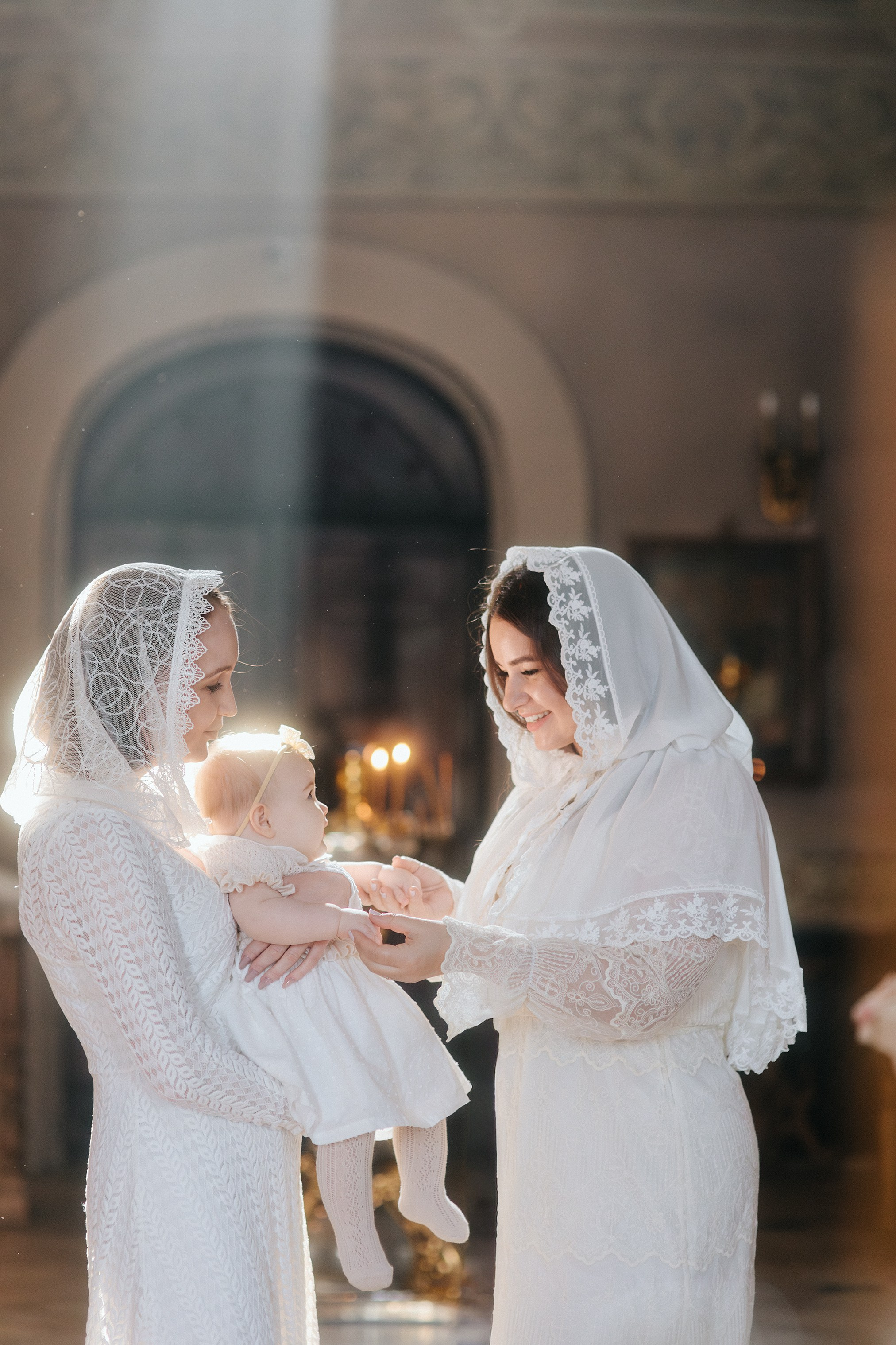 Крещение Киры. Фотограф на венчание, крещение
