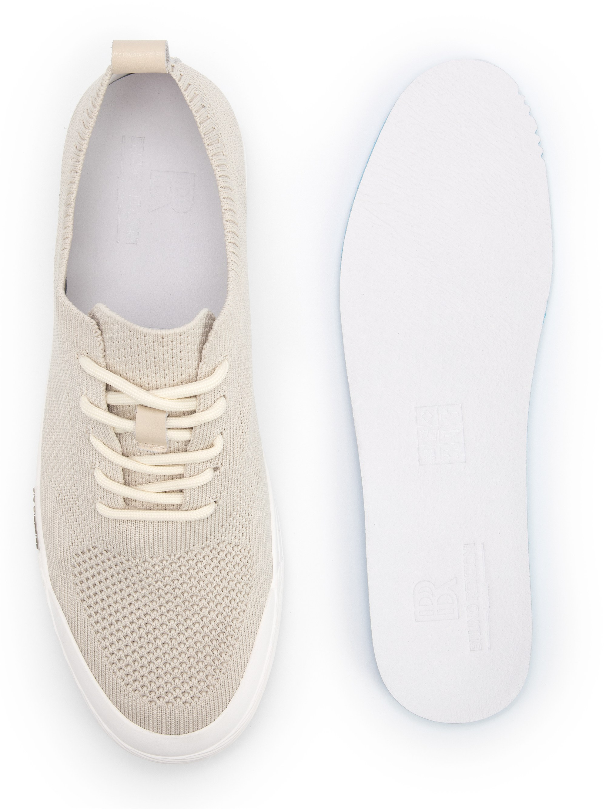 Каталожная фотография обуви. Фотограф в Москве Егор Гончаров