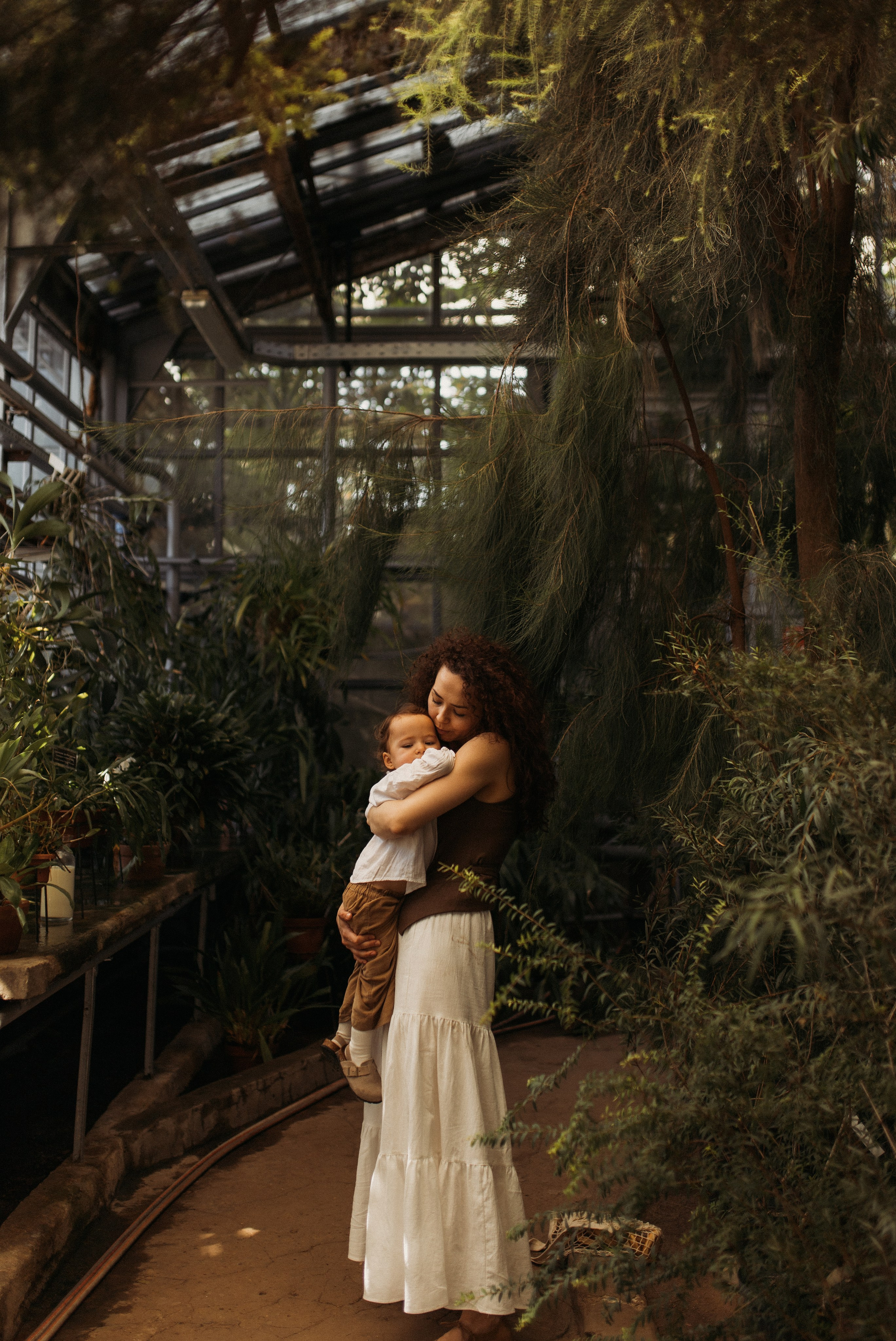 Зарина и София съемка в оранжерее. Семейный и свадебный фотограф в Москве и Зеленограде Марина Малярова