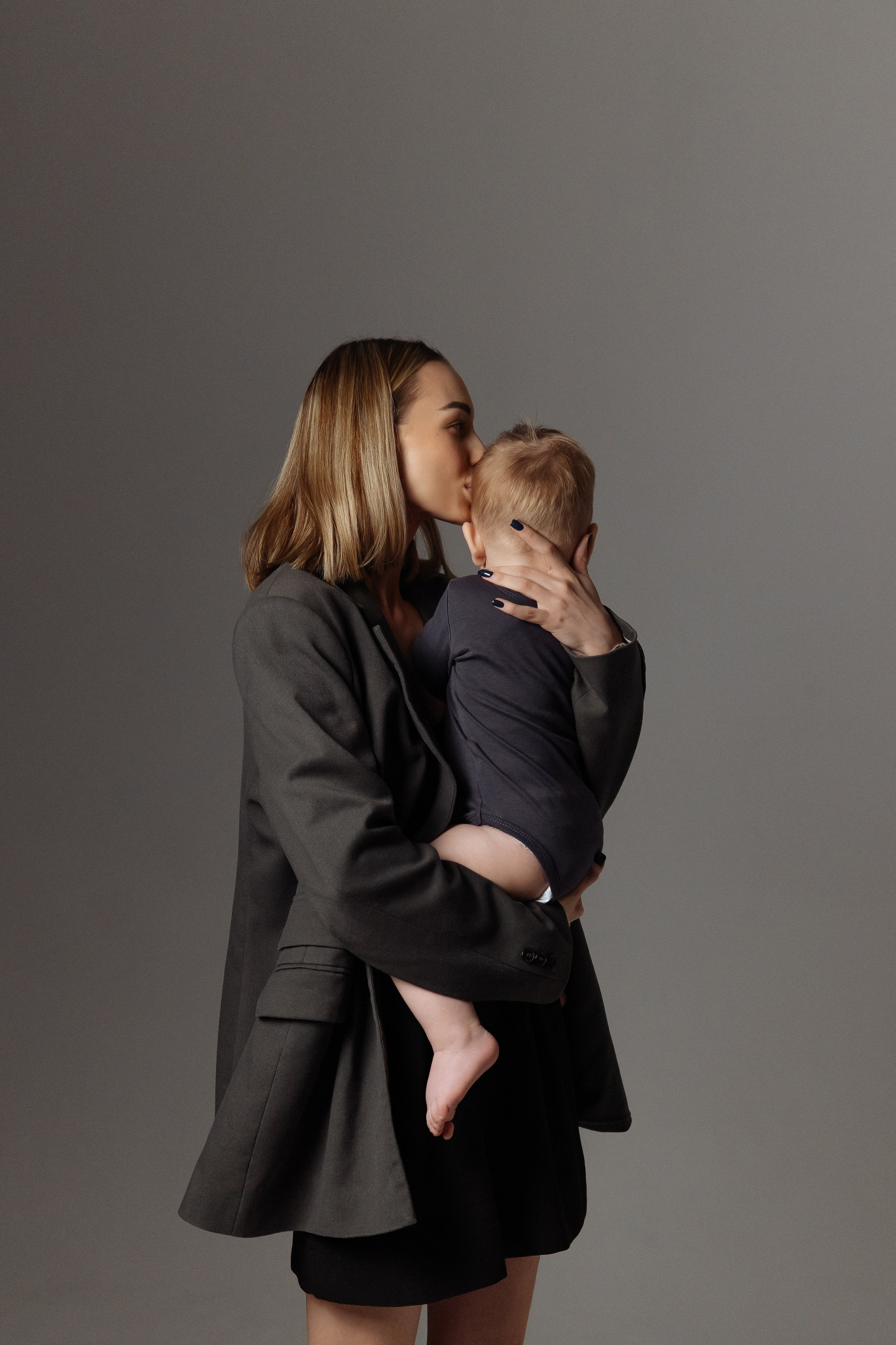 Семейная фотосессия в студии. Фотограф Норильск, Москва