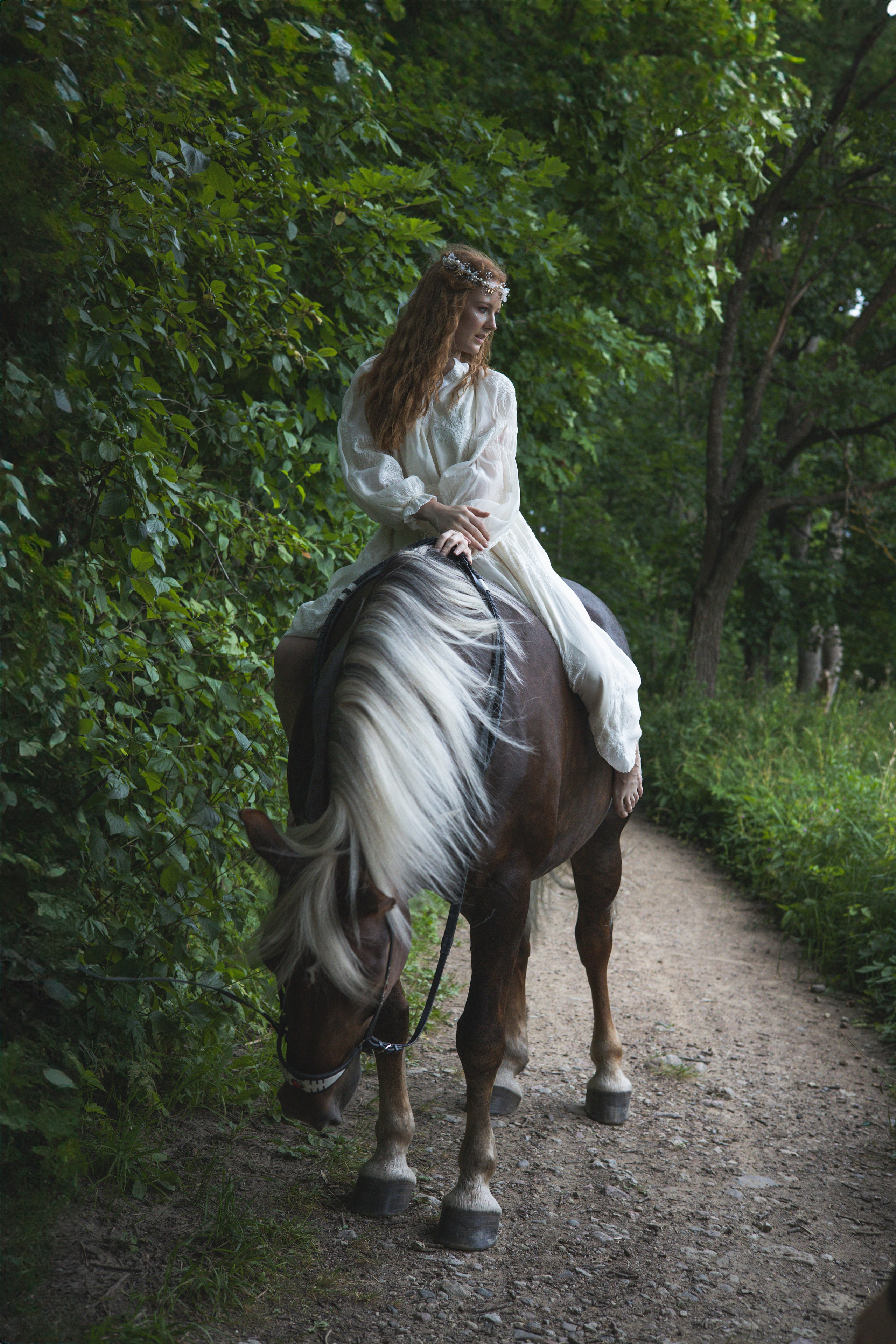 Съемка в цветущих садах. Фотограф в Санкт-Петербурге Вагнер Юлия