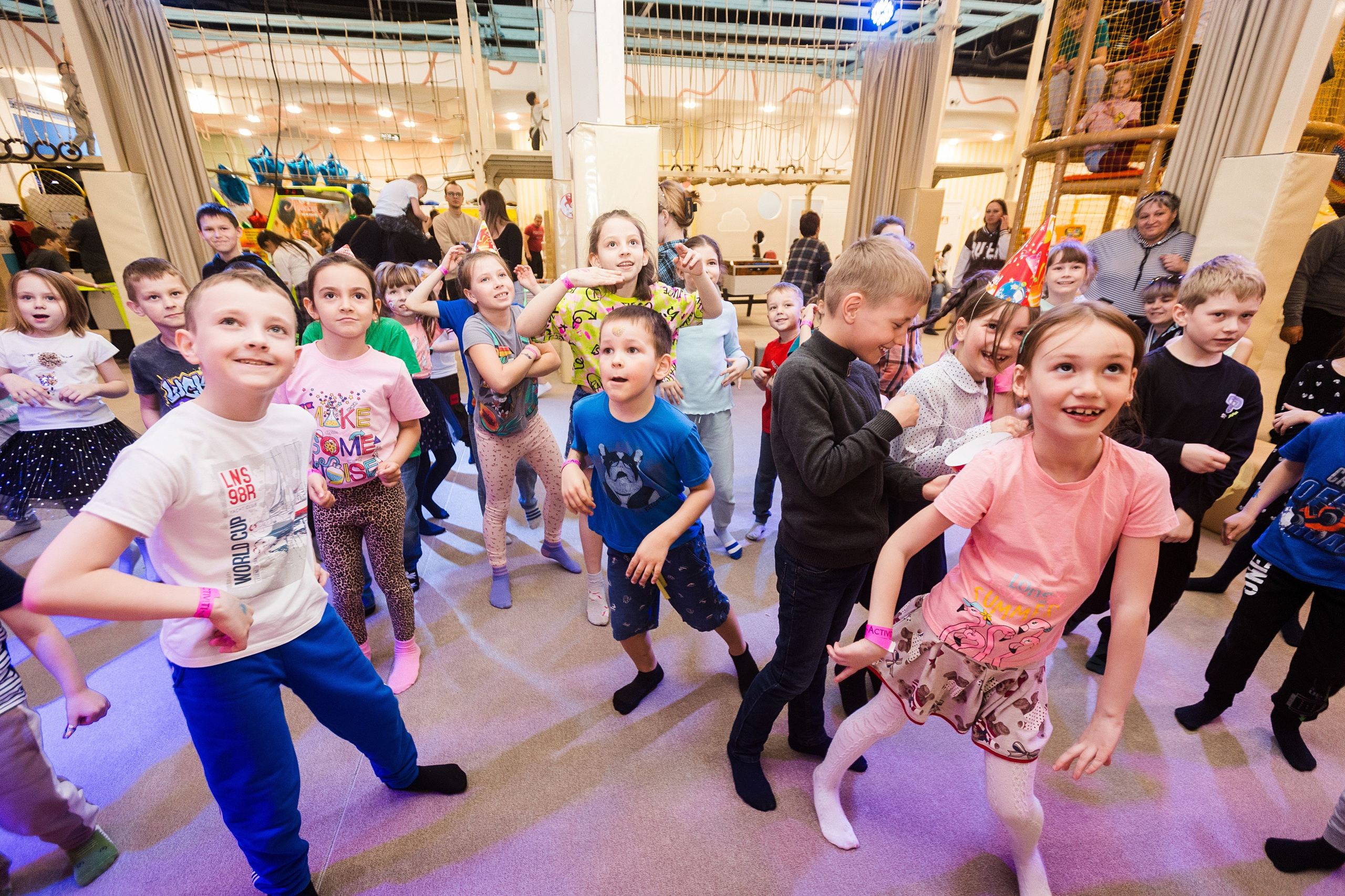День рождения Арлекина. Детский фотограф видеограф в Хабаровске Михаил Орлов