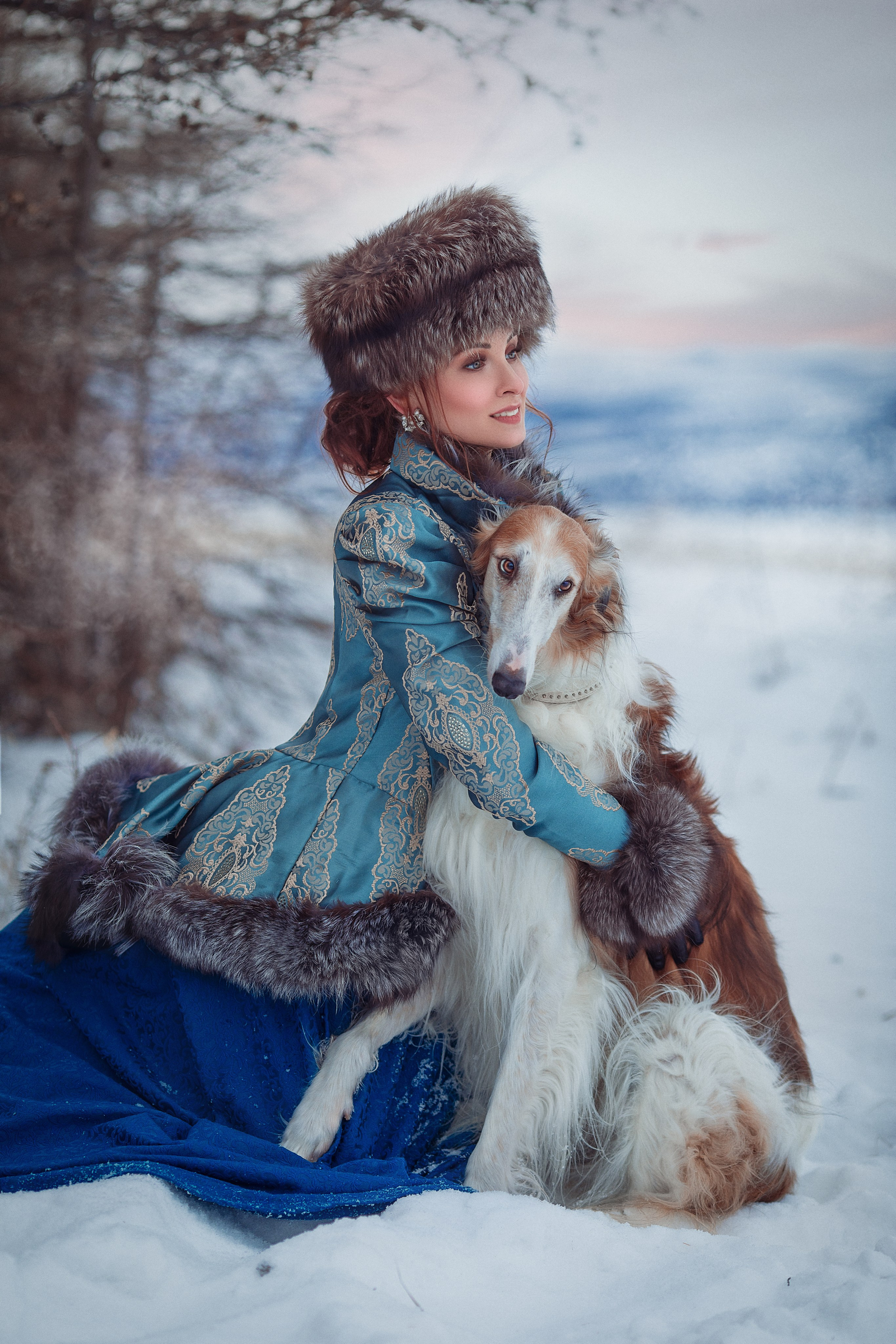 Платья из плотных тканей, тяжелые. Фотограф Алёна Яковлева