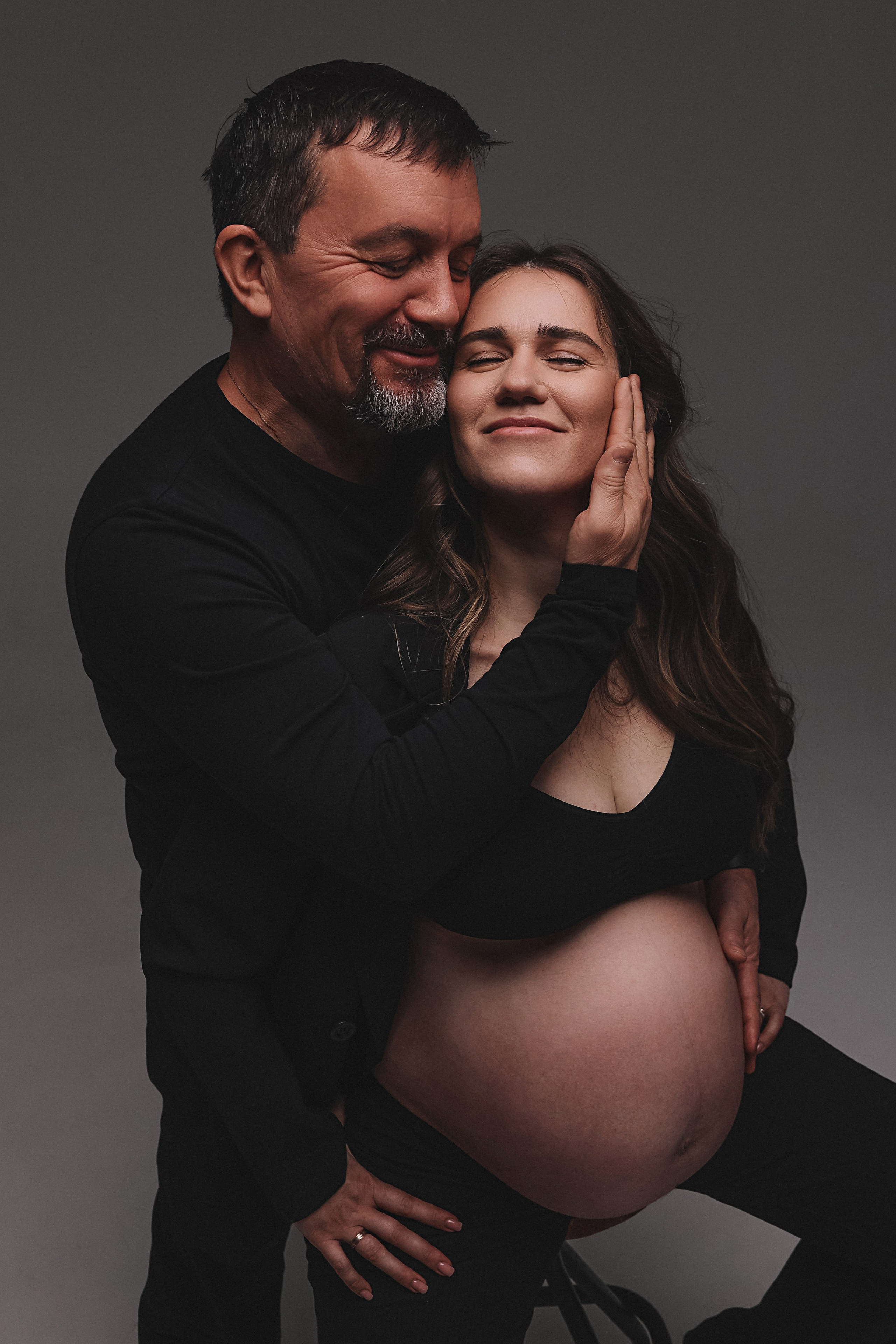 10/11 беременность. Семейный фотограф Тюмень, фотограф на роды Салмина Мария