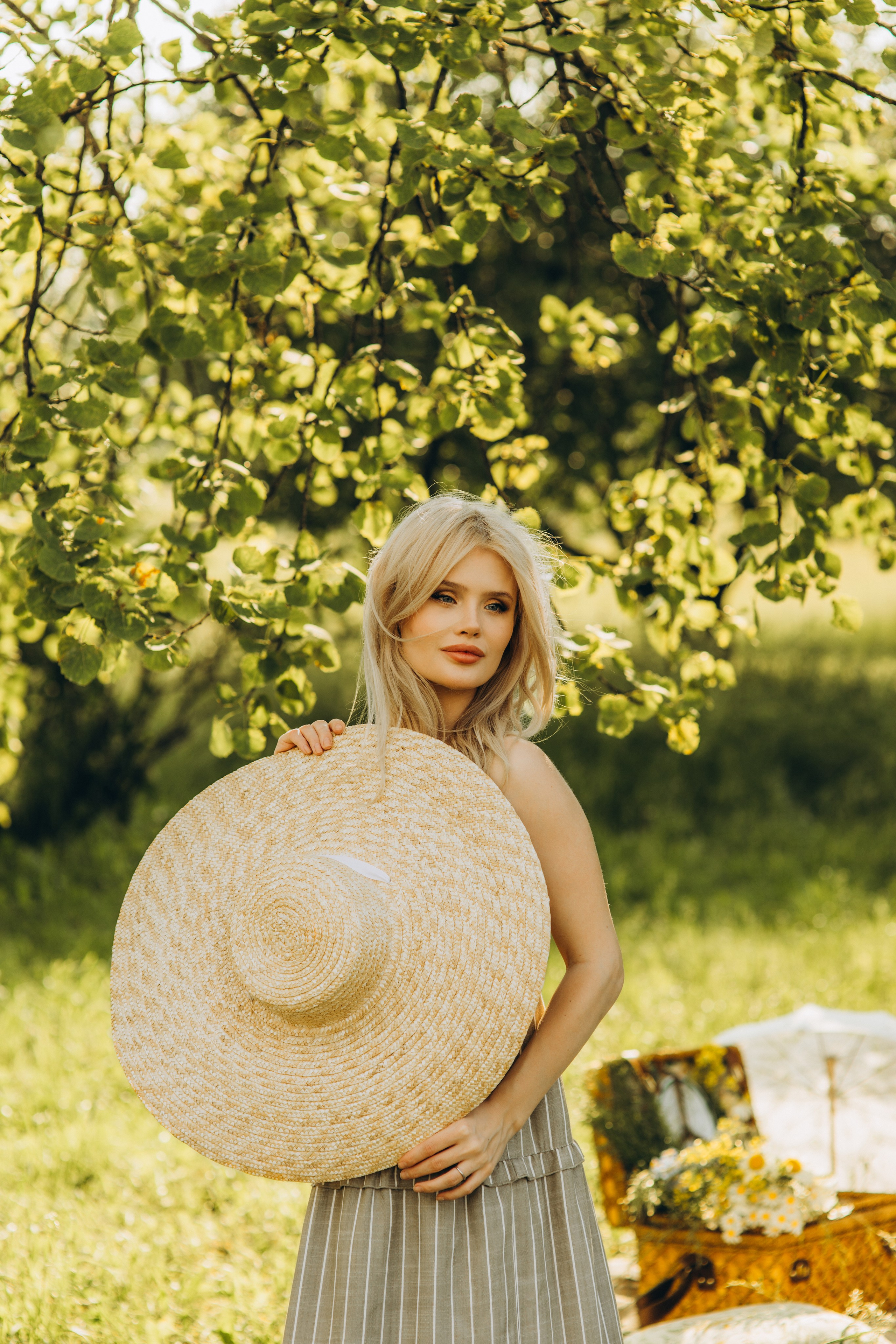 Екатерина в парке. Свадебный и семейный фотограф Москва и Московская область