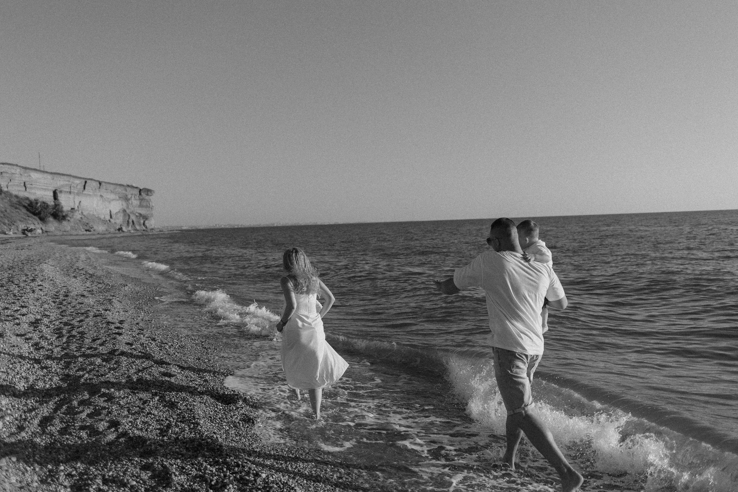 Море, закат, любовь 🖤. Свадебный фотограф Мироманов Николай в Крыму