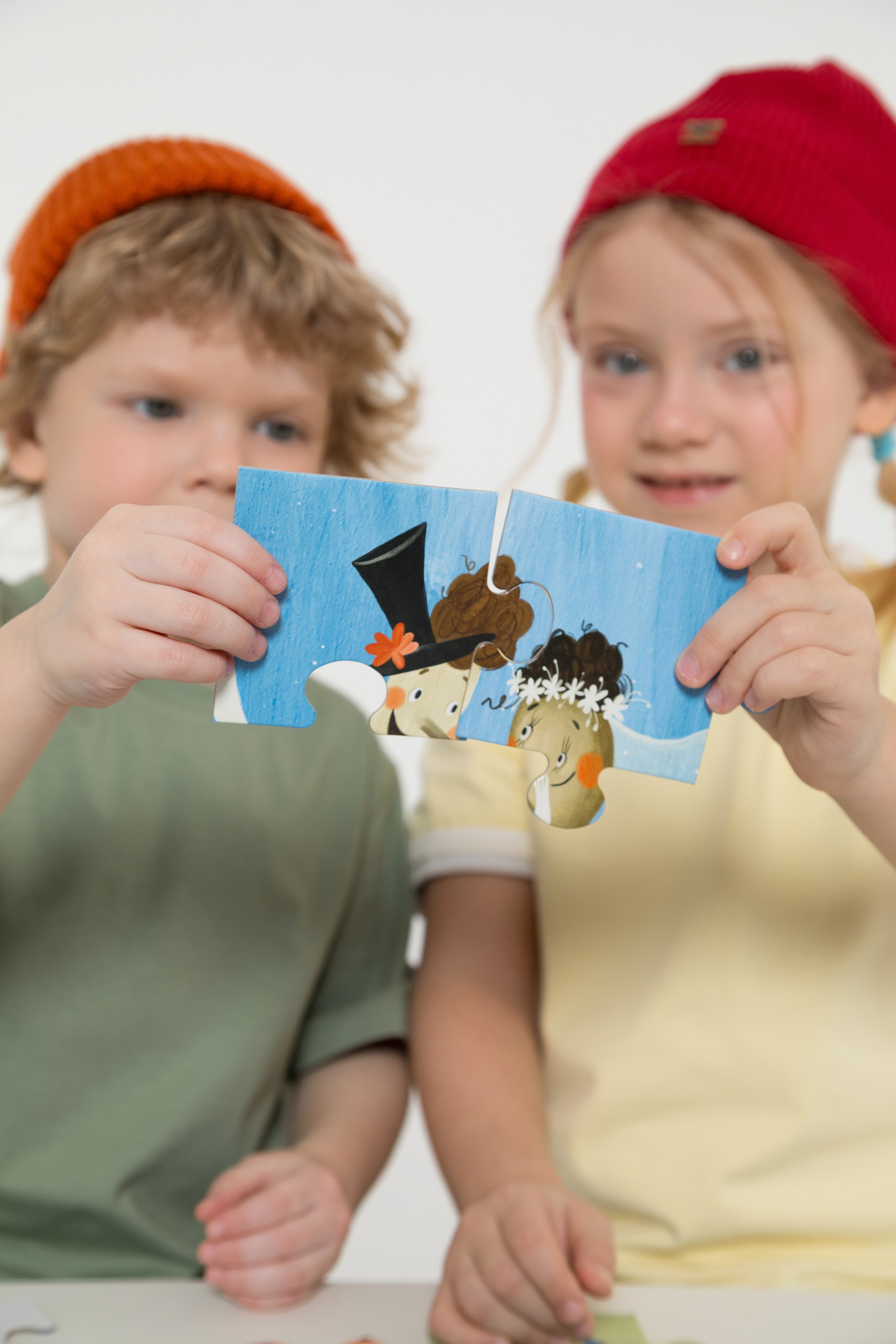 Имиджевая и каталожная съёмка для бренда детских пазлов. Детский и контент фотограф Надя Волкова Санкт-Петербург