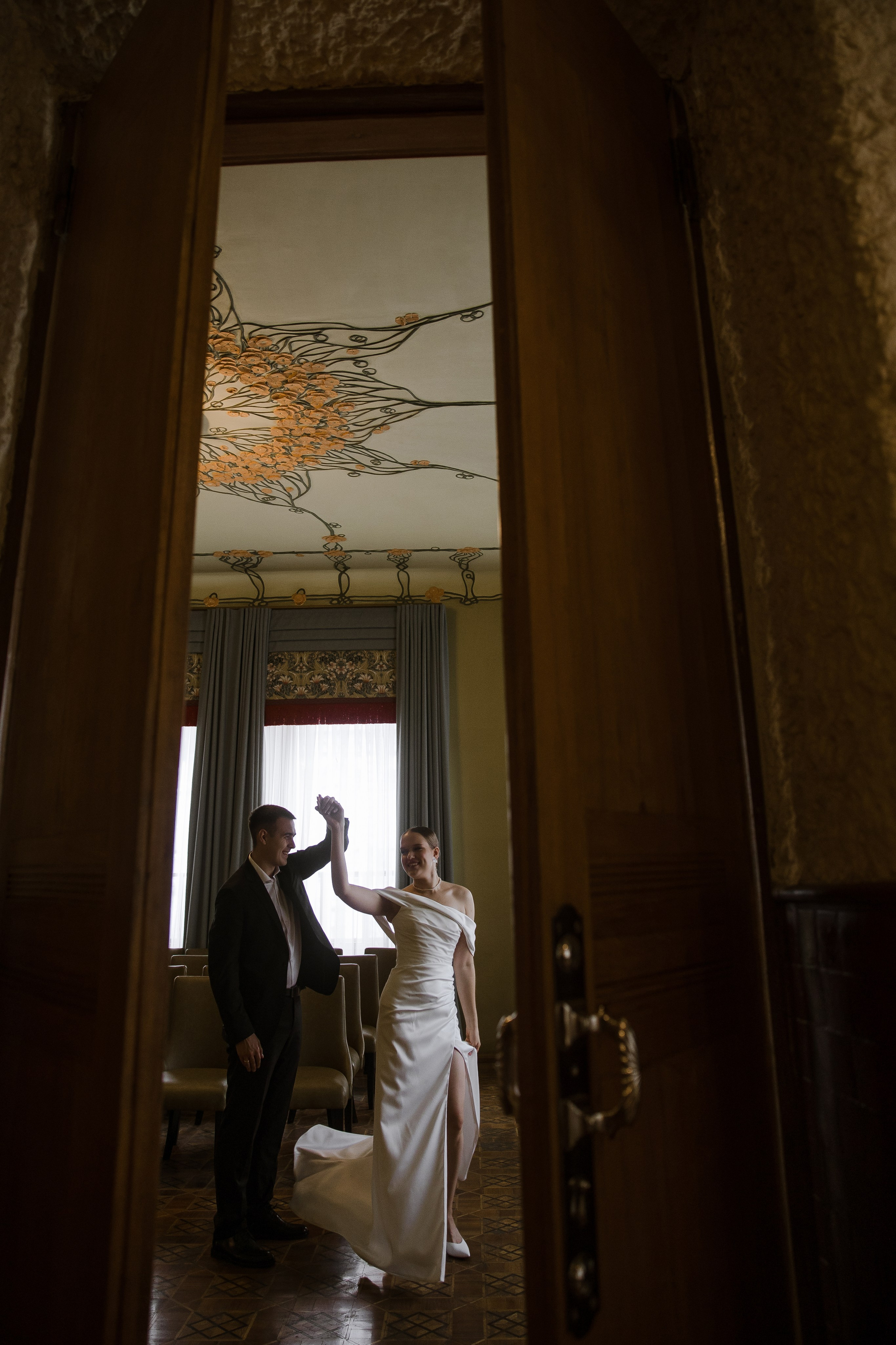 Свадебная фотосессия в LOTTE Hotel Самара. Свадебный и семейный фотограф в Самаре и Тольятти | Елена Топанцева