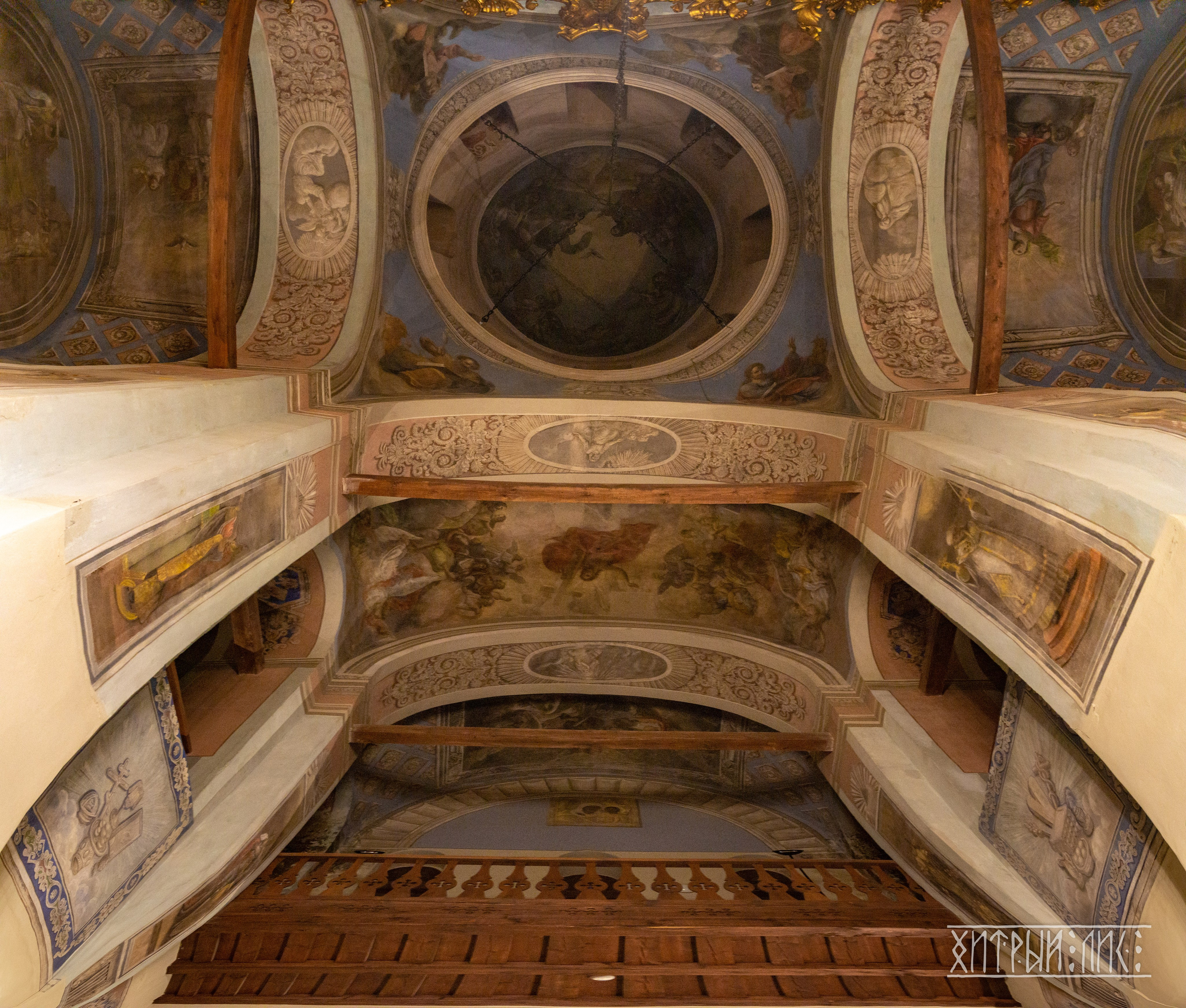 Изборск- Печоры-Псков-Новгород-Торжок. Фотограф-путешественник Самойлов Максим «Sly Fox»