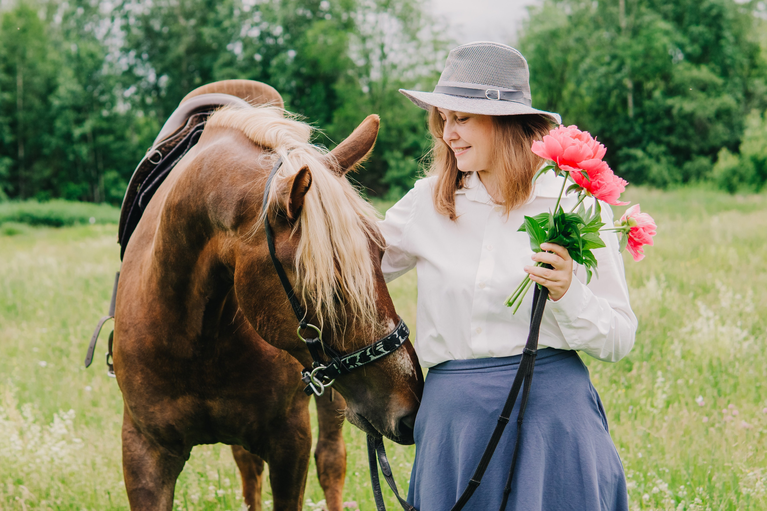 Life with horse. Saamill