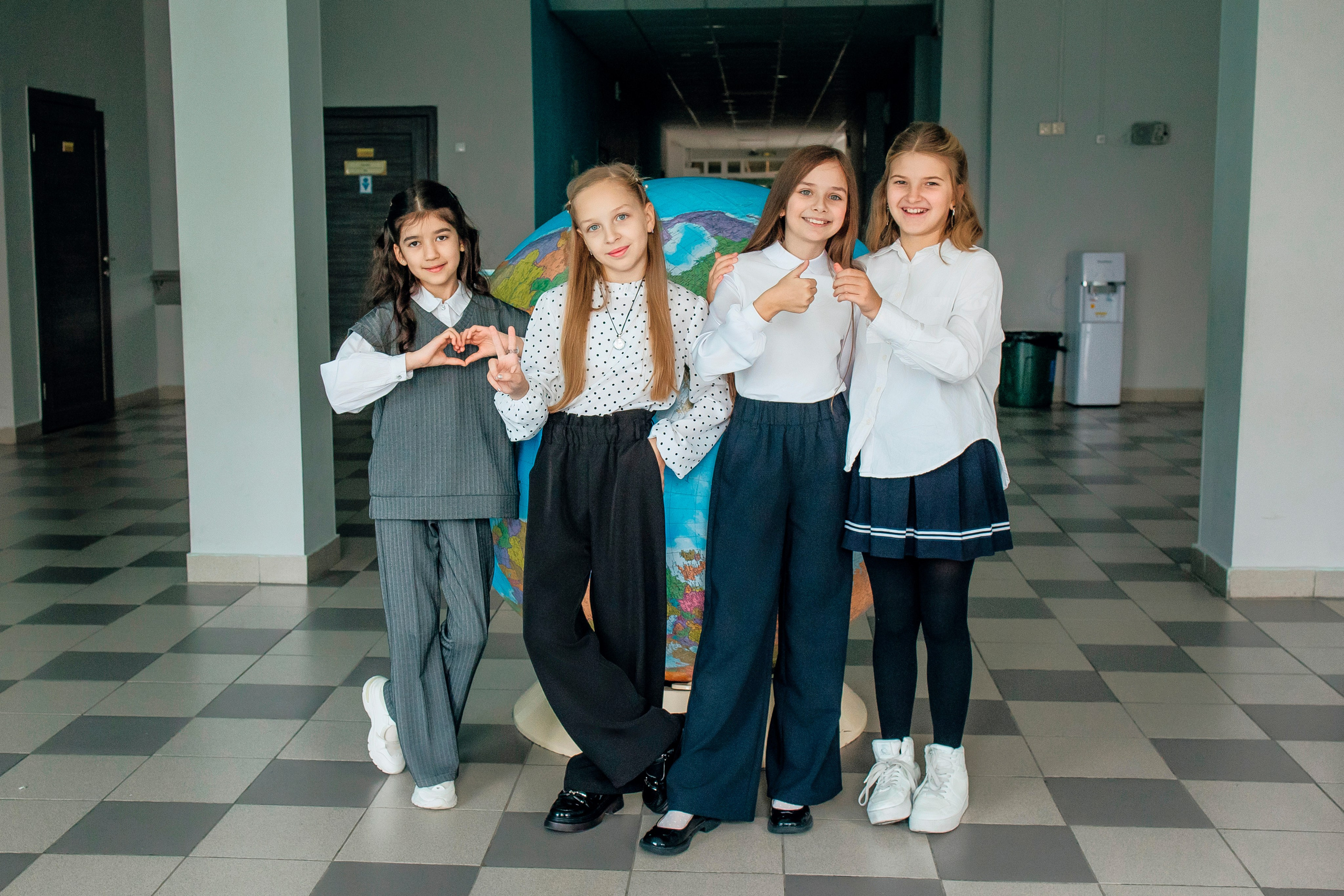 4й Класс. Школа 2070. Семейный фотограф в Москве Наталья Чуб, заказать Фотокнигу