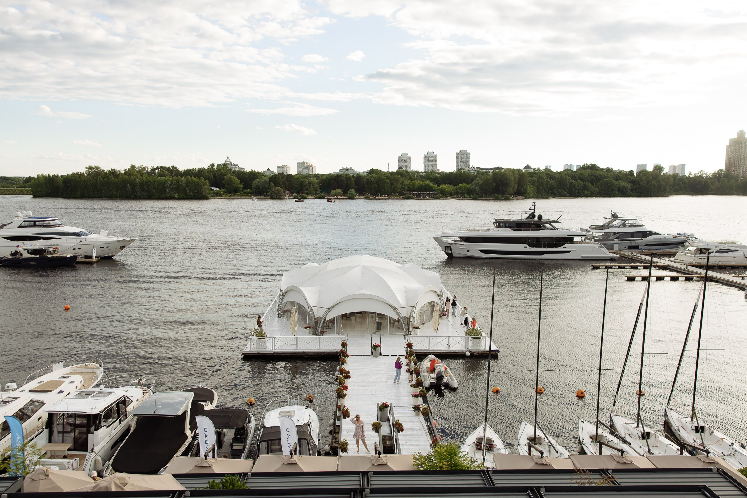 Выставка яхт и катеров. Ryal Yacht Club. Фотограф в Москве
