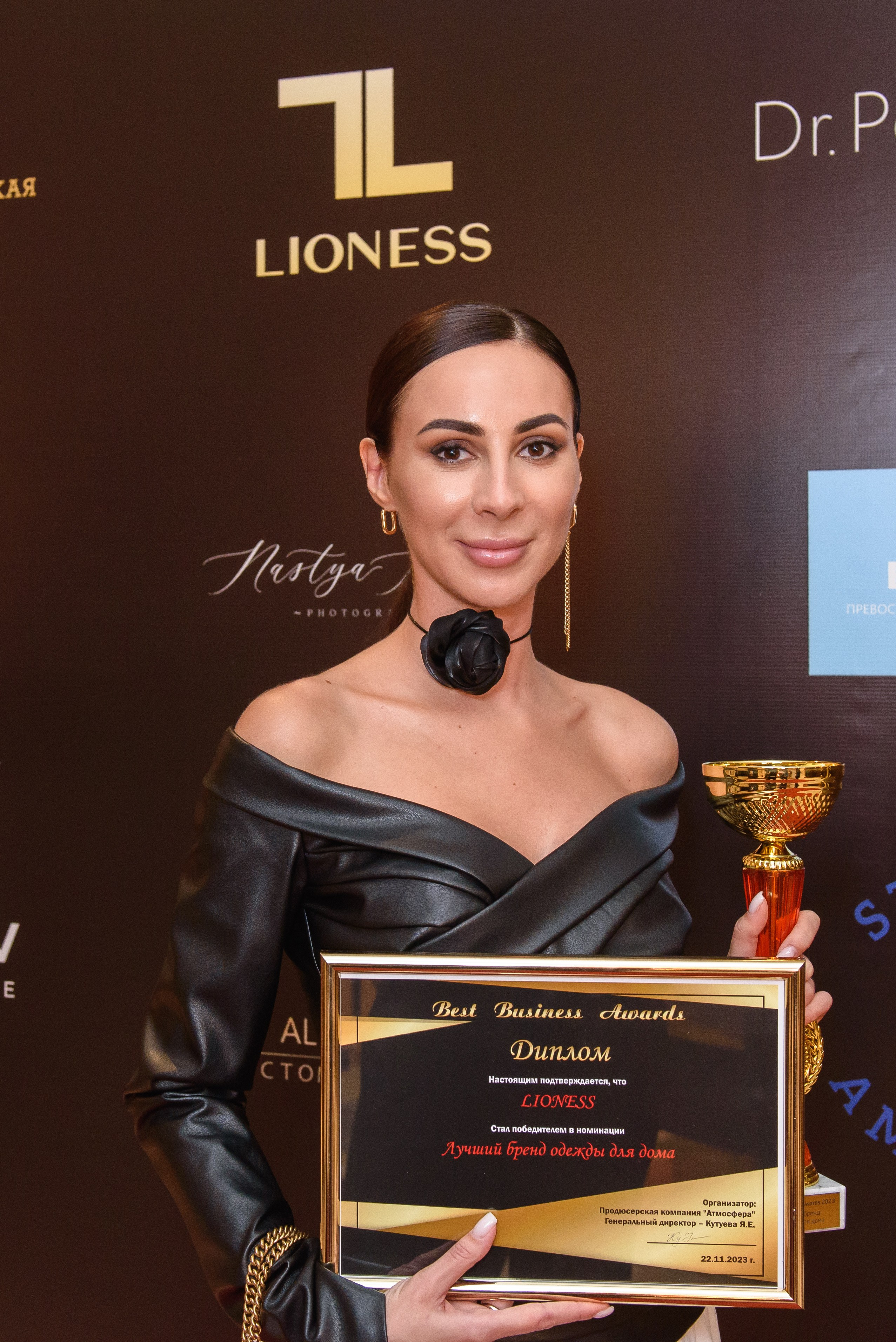 Личный фотограф на бизнес-церемонию, ресторан Caspian. Бренд-фотограф для экспертов и блогеров в Москве Влада Горбовская