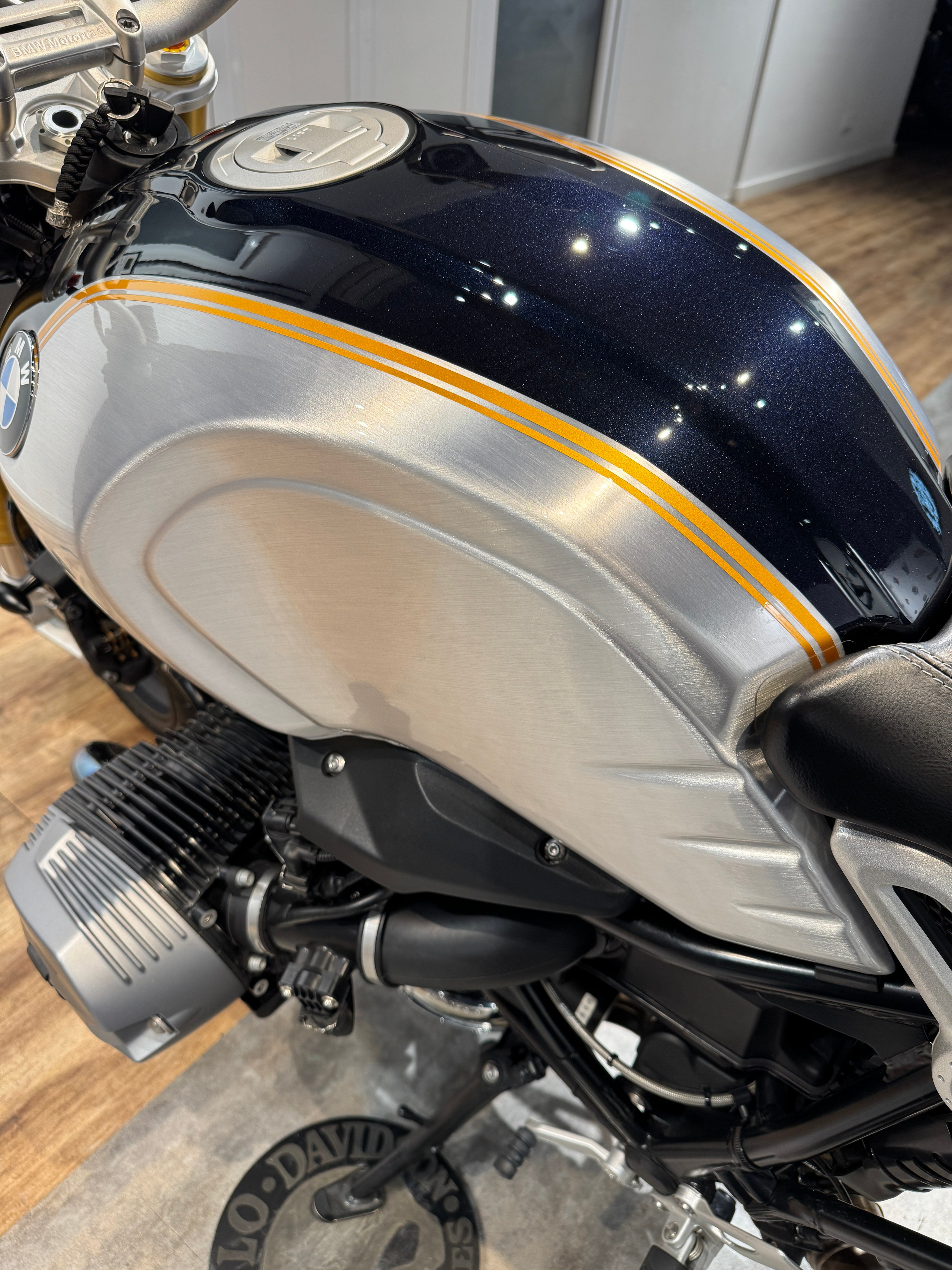 Мотоциклы Harley-Davidson BMW R Nine T (Option 719) — купить мотоцикл. Hello Davidson, Москва. Только хорошие мотоциклы…