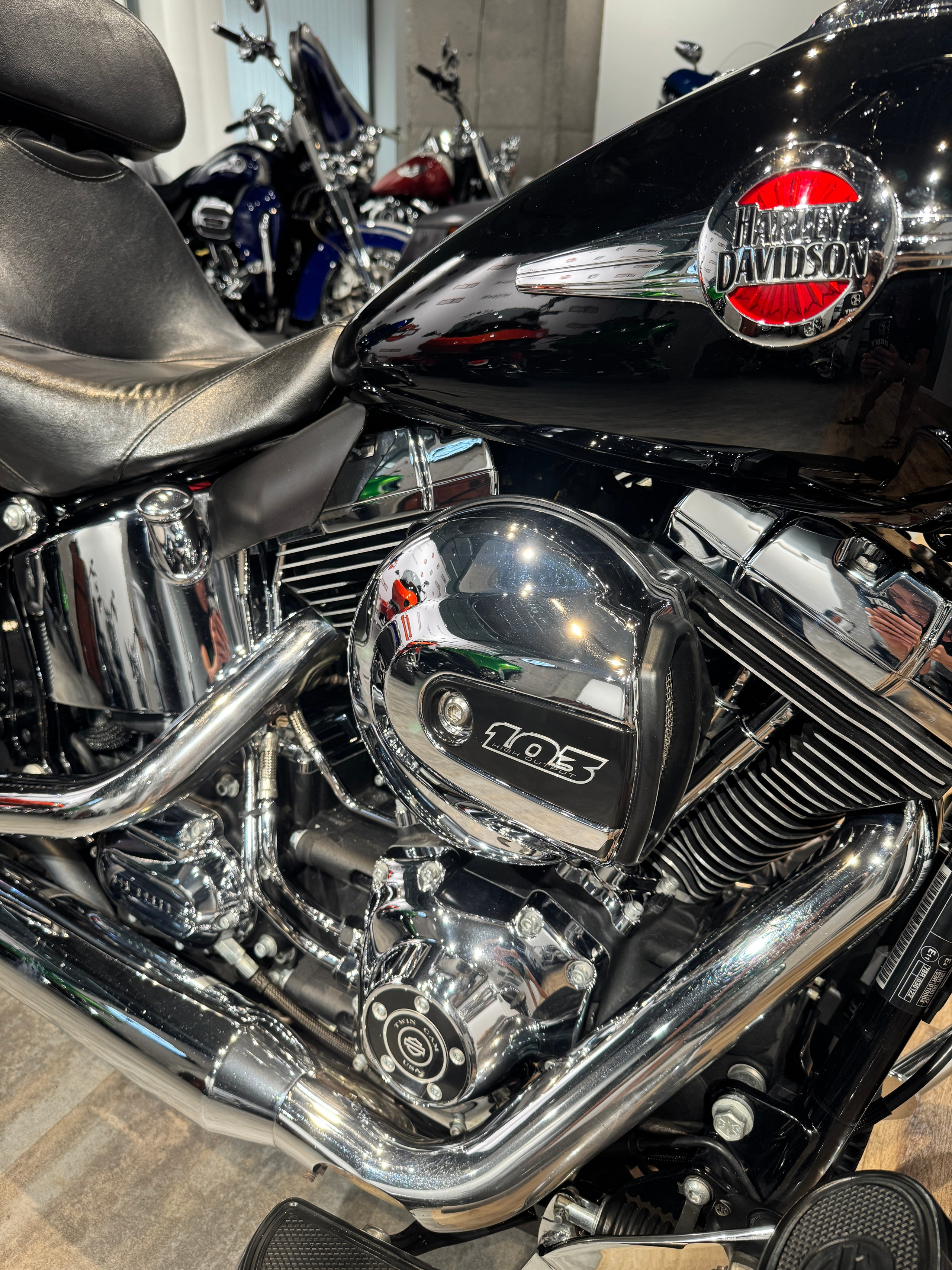 Harley Davidson Дилерский 2015 Heritage Black ABS (Softail) — купить мотоцикл. Hello Davidson, Москва. Только хорошие мотоциклы…