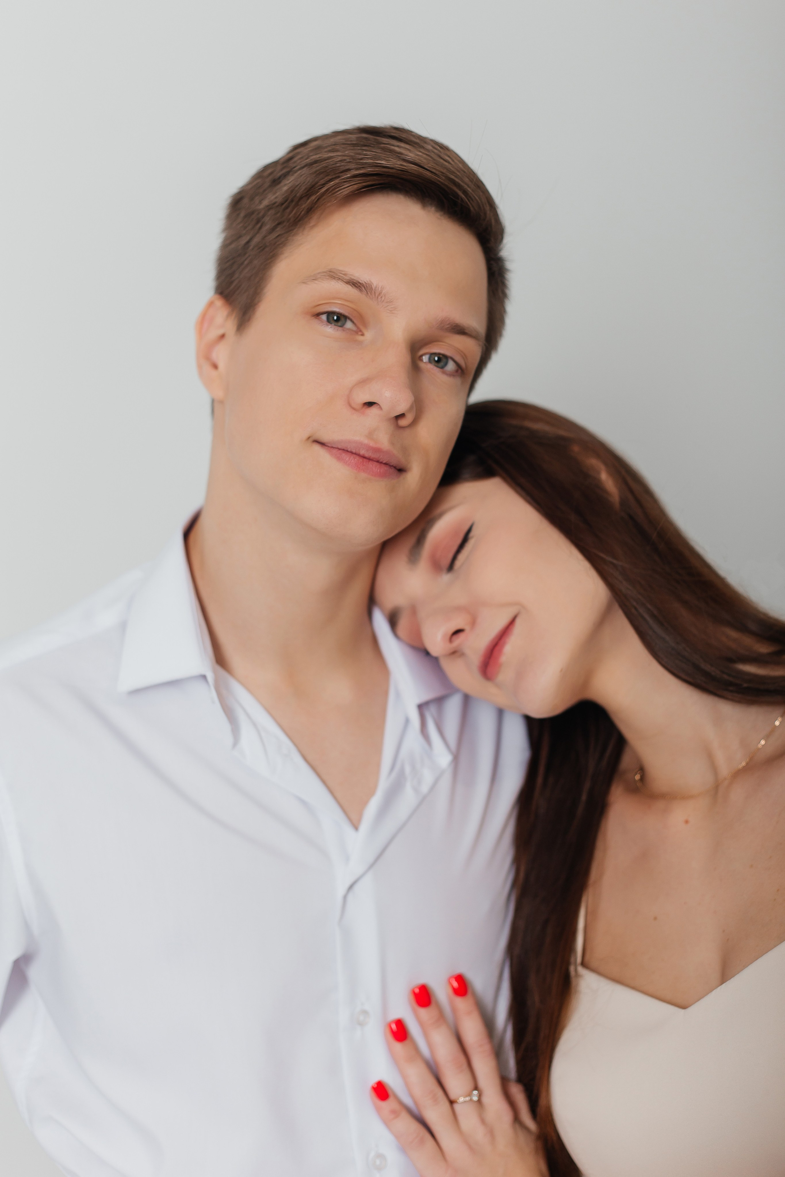 Слава и Наташа. Фотограф в Самаре / Олеся Широнина