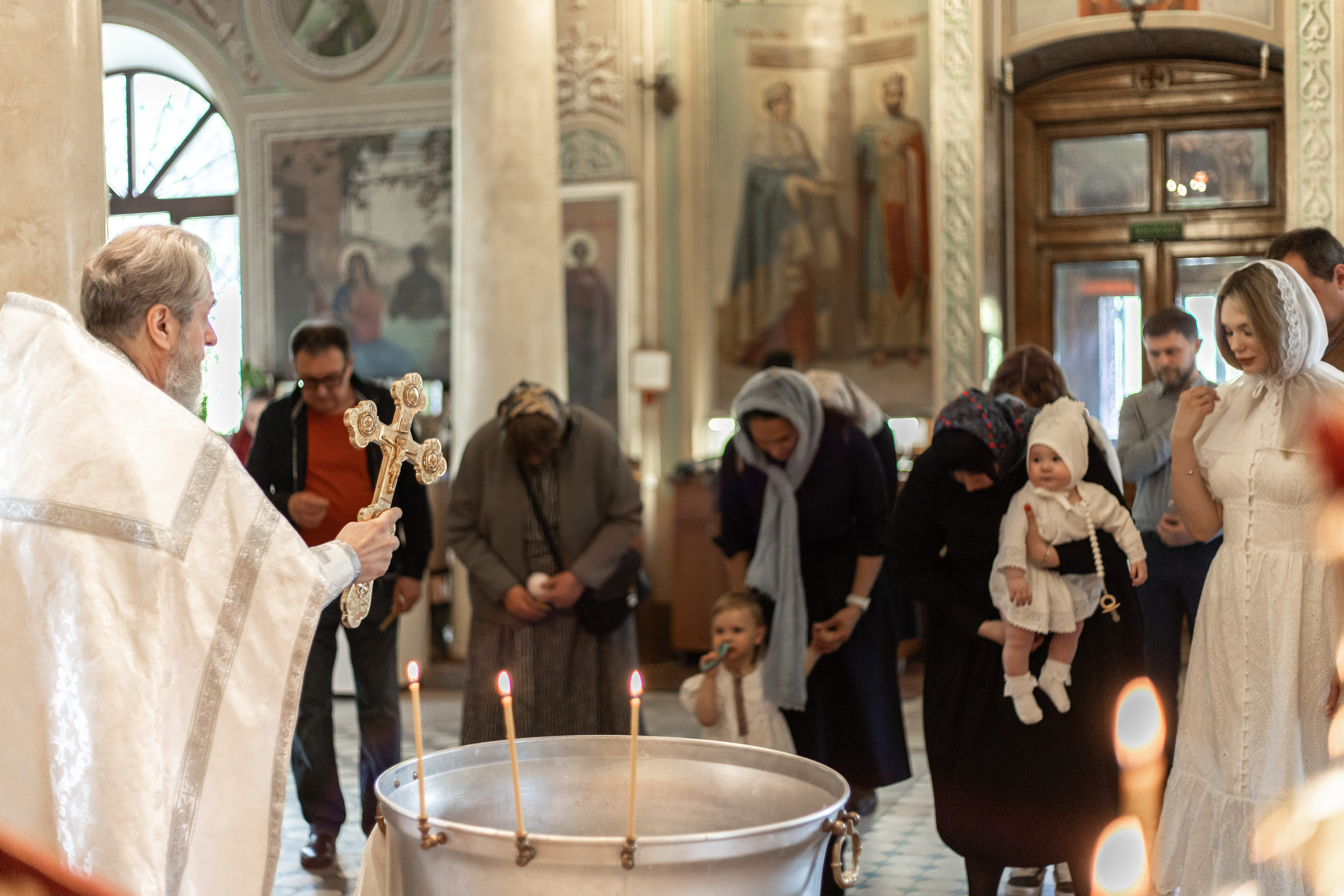 Крещение в Храме Веры, Надежды, Любови и матери их Софии. Профессиональный фотограф в Москве и Мо Мария Шантарёва