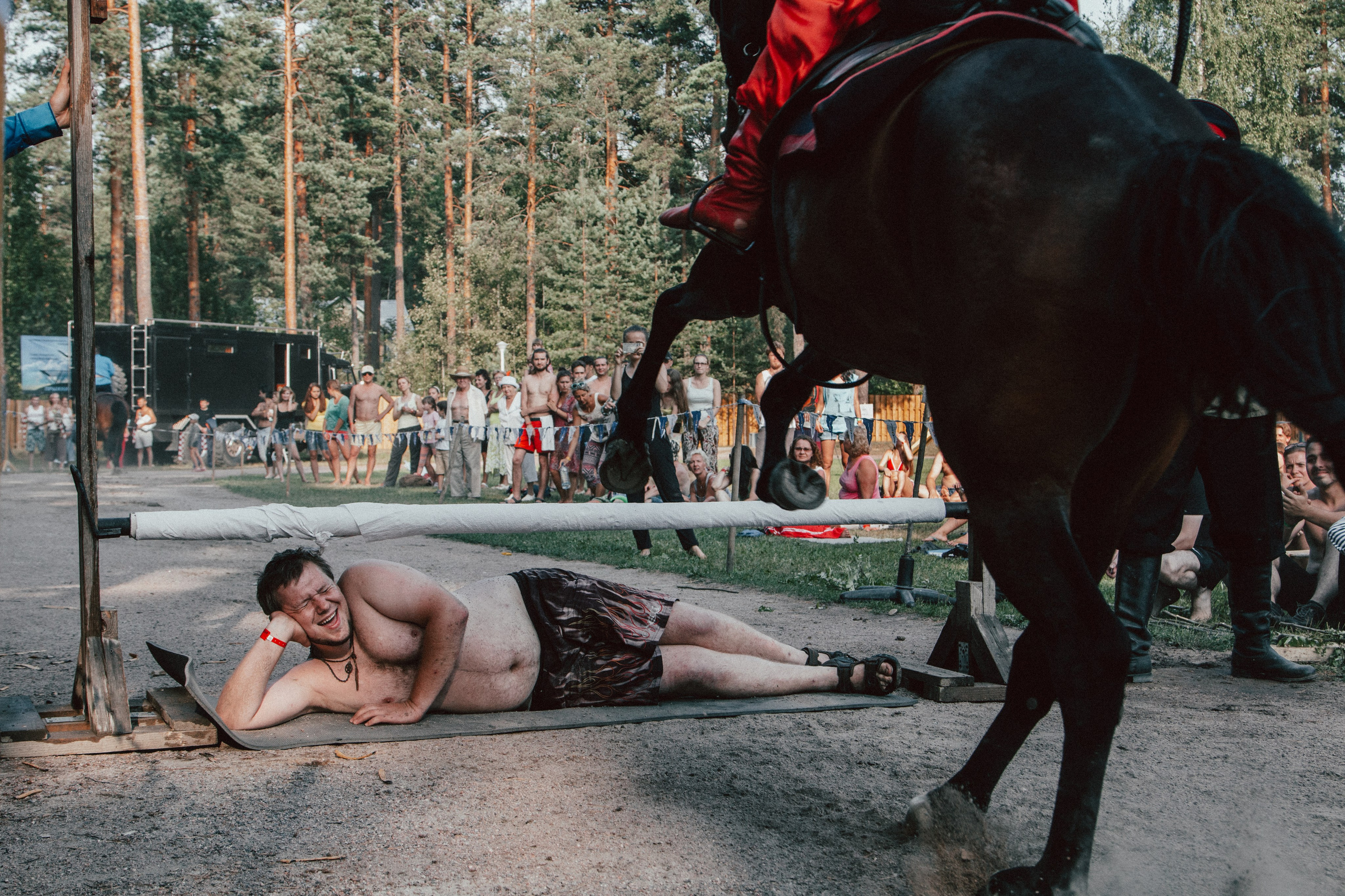 Ленинградская область (серия книг «Крым — Путь к Свободе»)». Репортажный фотограф во Всеволожске и Санкт-Петербурге Владимир Капустин