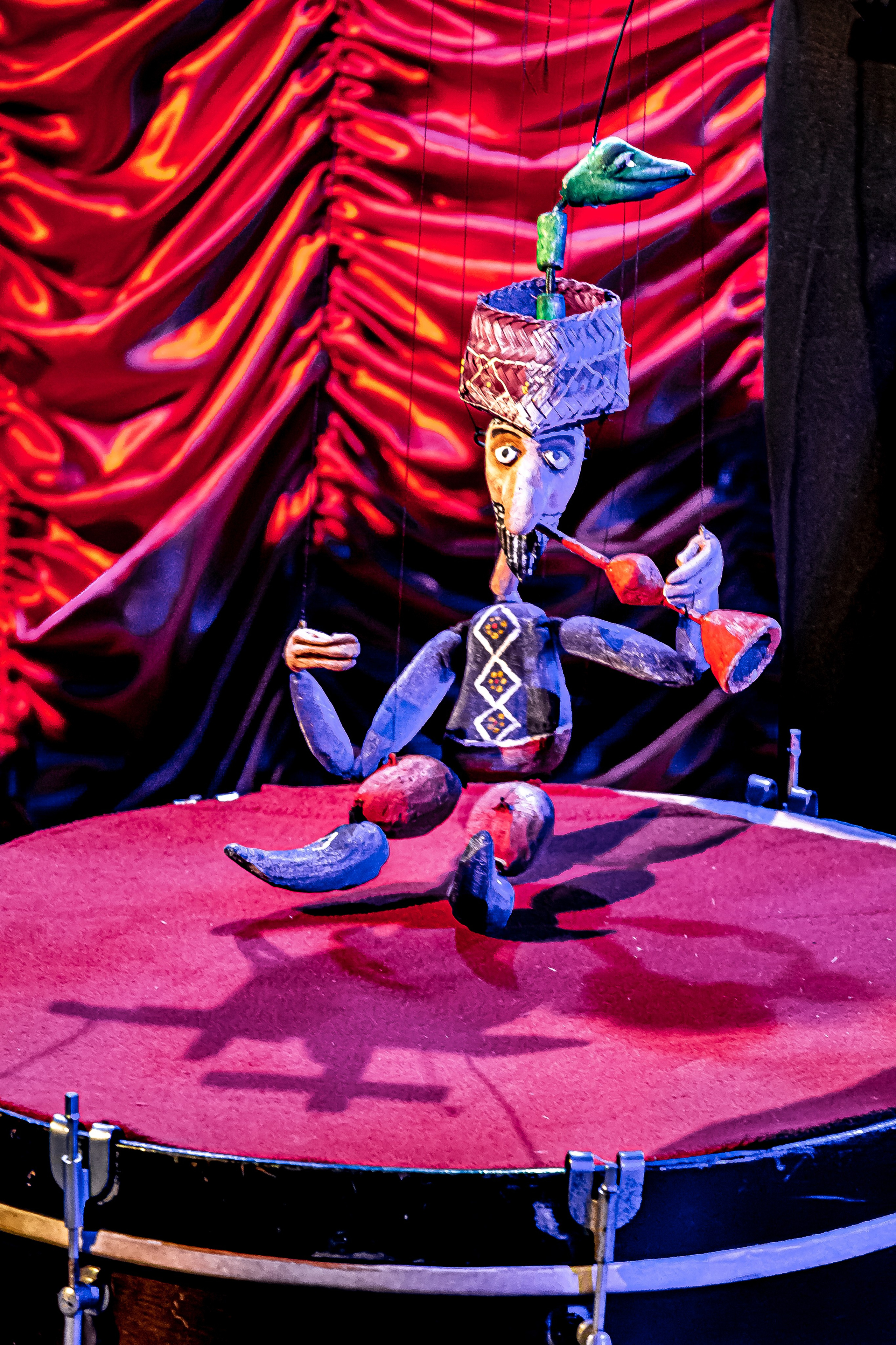 Цирк из Саквояжа спектакль театра САКВОЯЖ. Фотограф в Сочи Юрий Шептаев