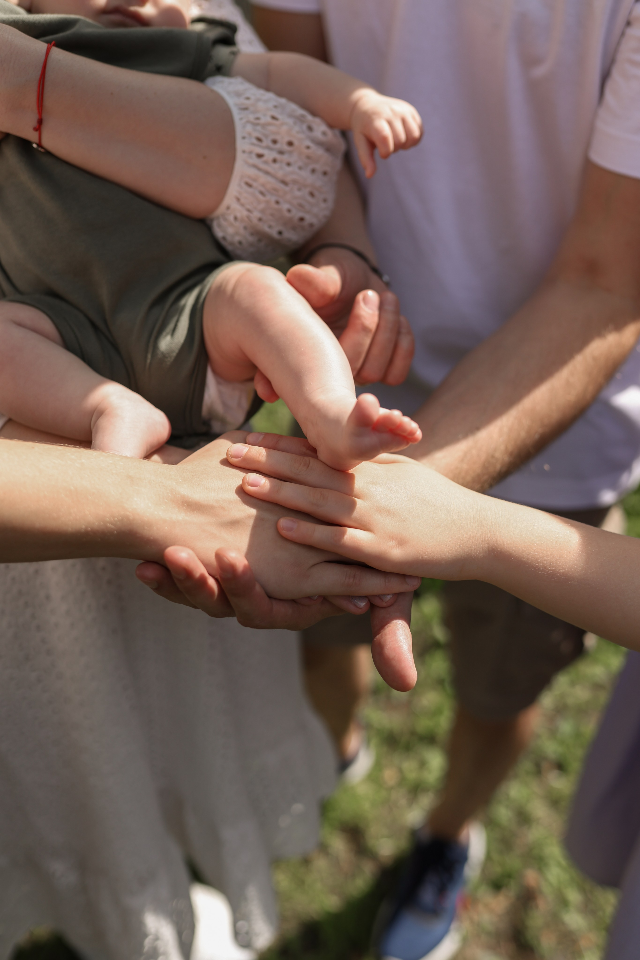 Семейная фотосессия в загородной студии. Фотограф в Железнодорожном и Балашихе