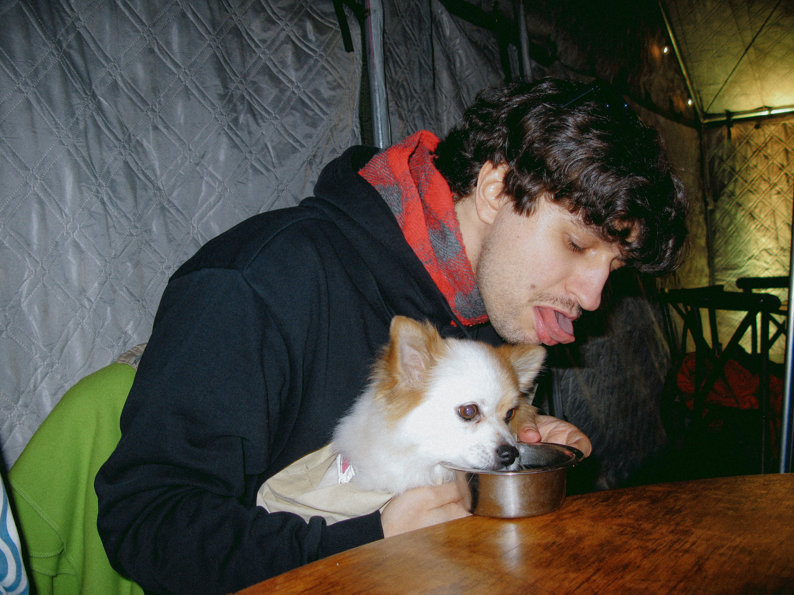 Mar. Фотограф Миланазавр