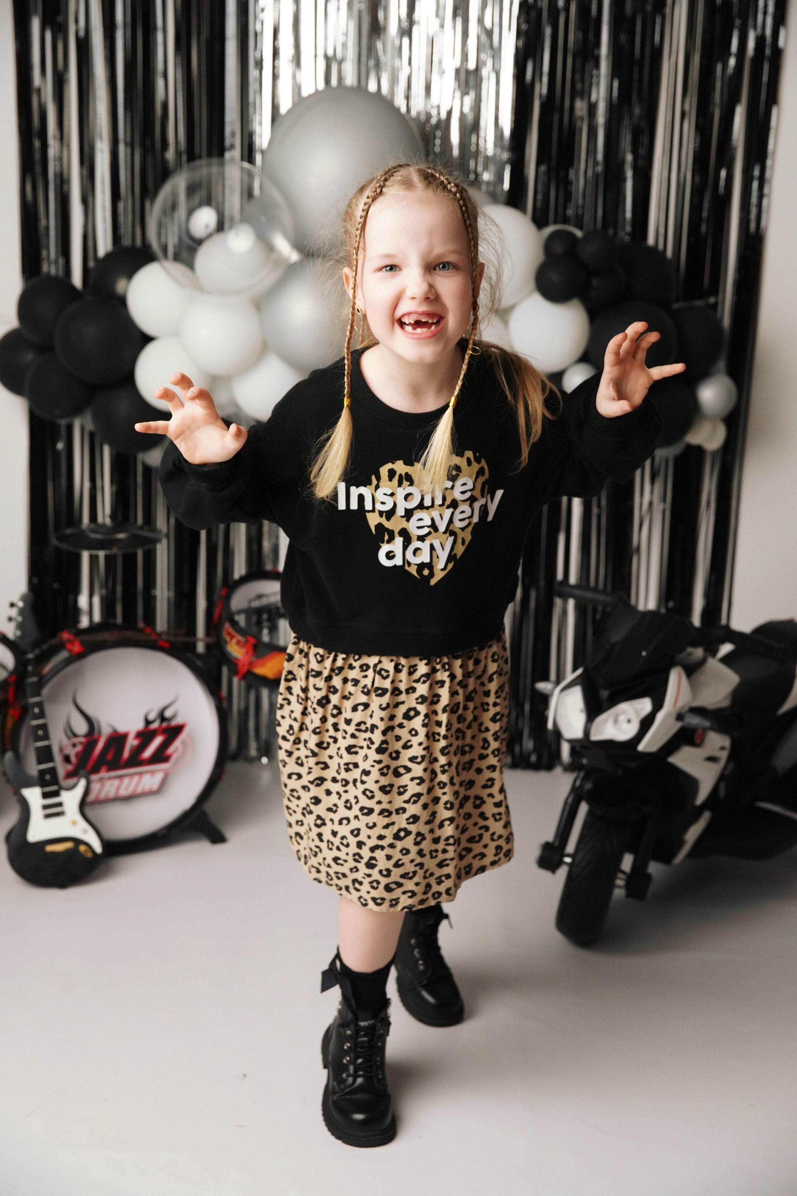 Байкер. Фотограф новорожденных. Семейный и детский фотограф в городе Сургуте