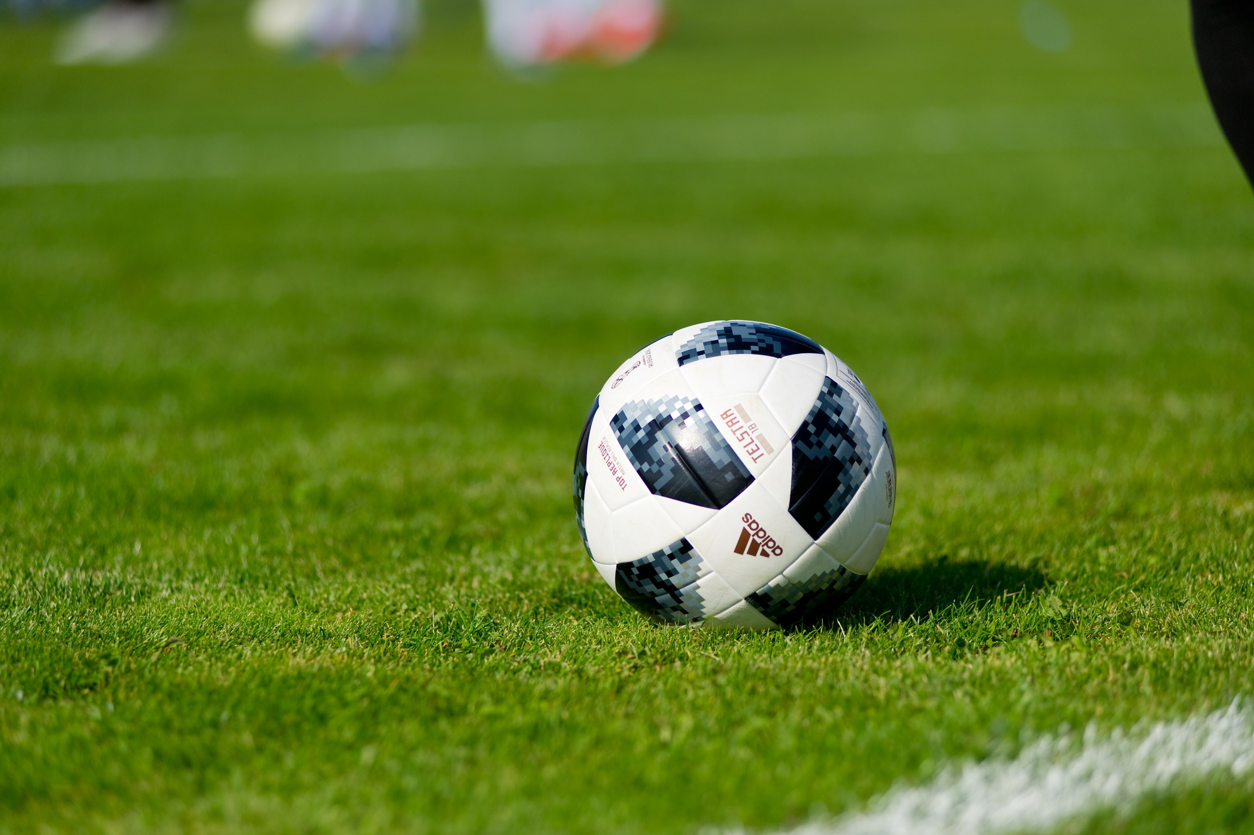 Турбофутбол (корпоративное соревнование «Пятерочки»). Репортажный фотограф и видеограф Слава Думчев. Тимбилдинги, отчетники, корпоративы