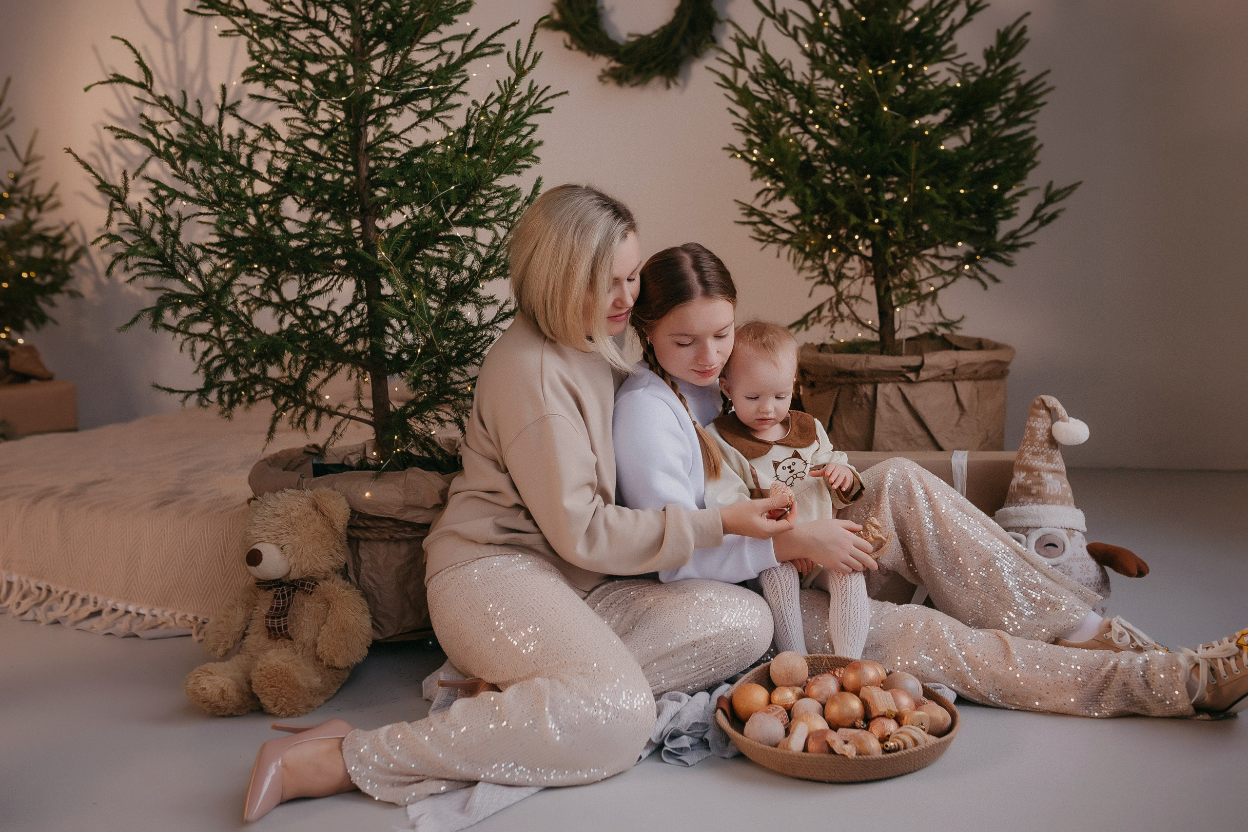 Женя и Лёша +4 Новогодняя. Семейный фотограф в Сургуте