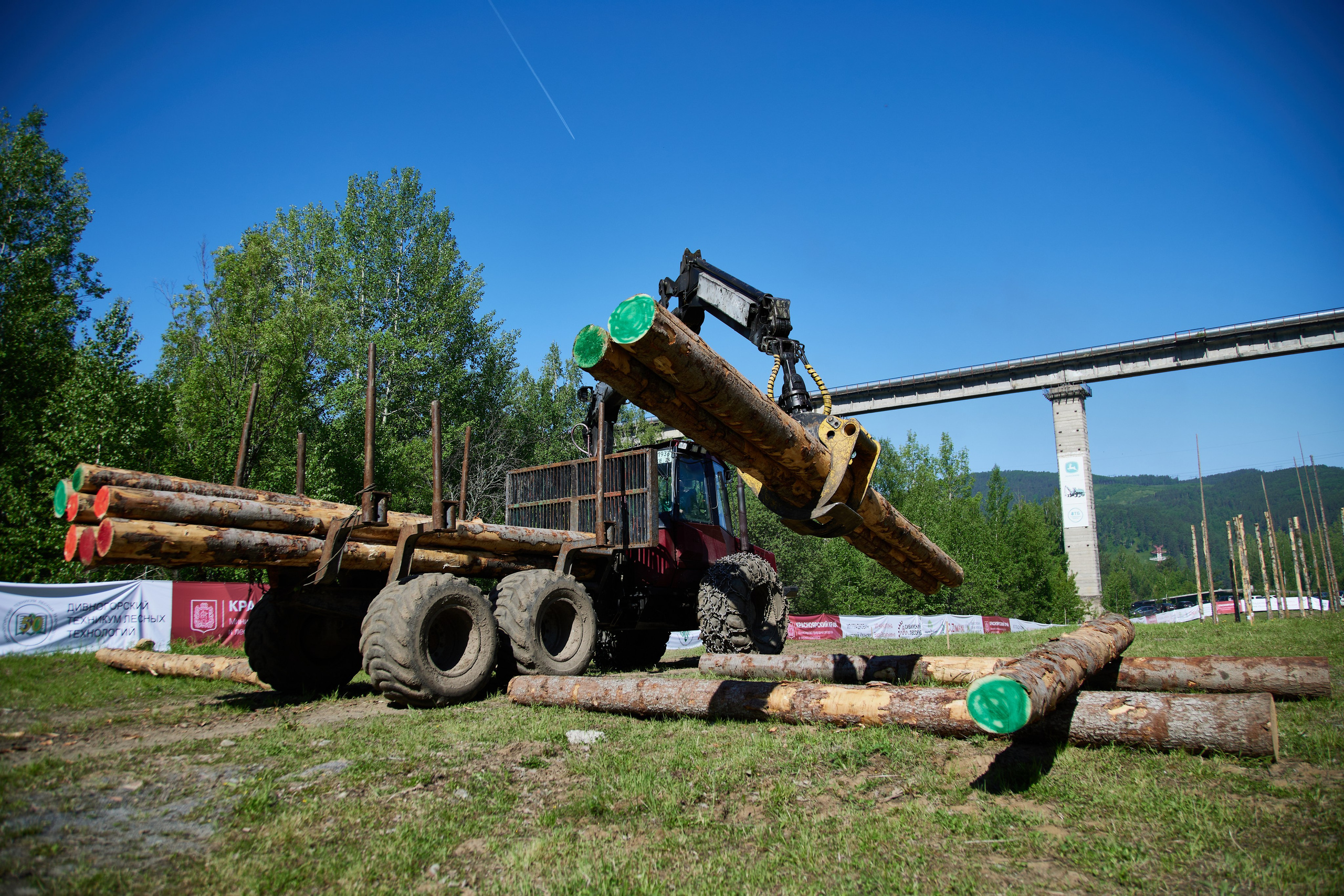 Всероссийские соревнования СИБИРСКИЙ ЛЕСОРУБ 2025. Фотограф Москва Concerts photo / Fashion photо